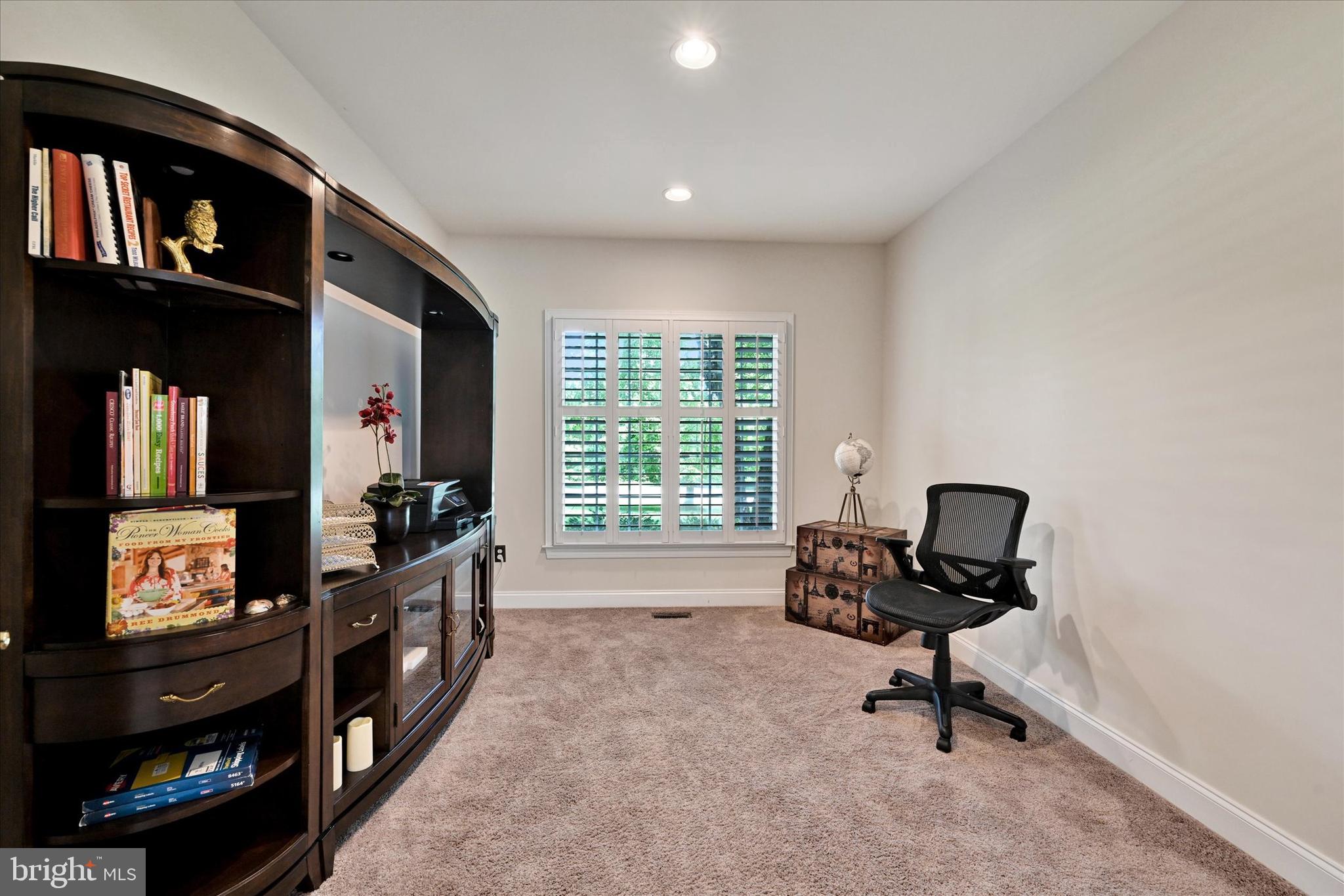 GREENSPRING - Residential