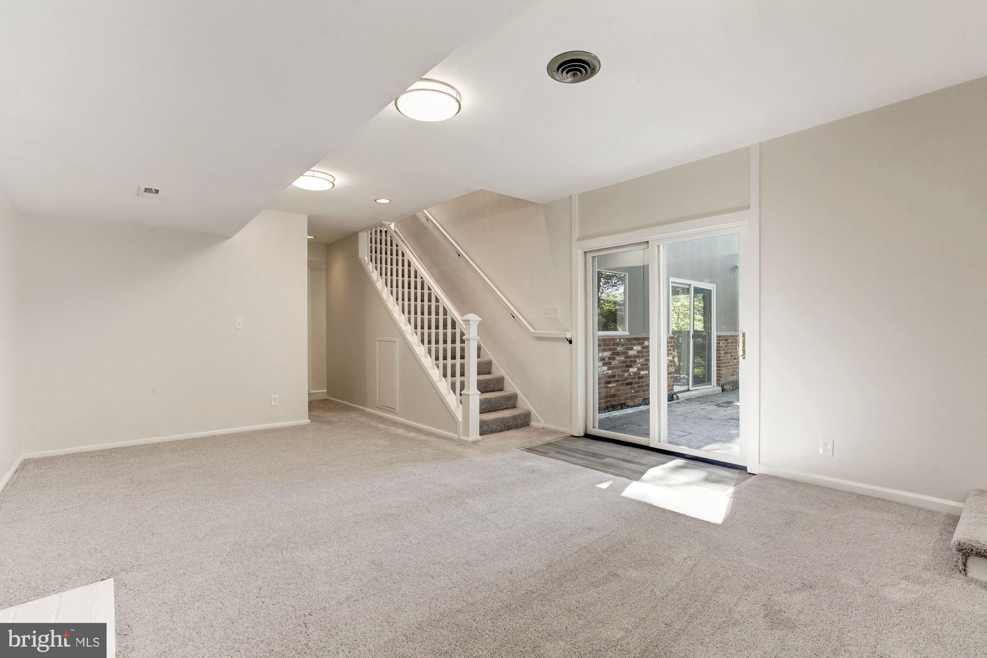 BRADLEY HILLS GROVE - Residential Lease