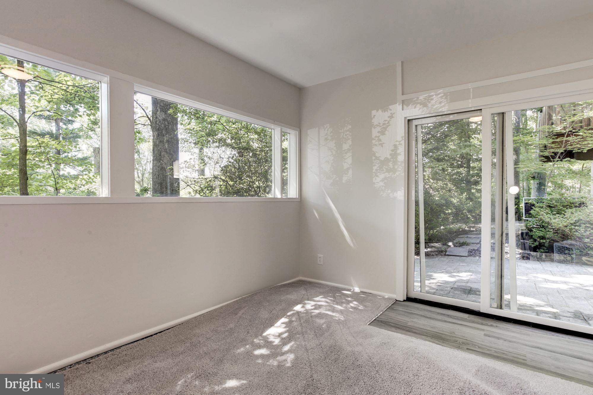 BRADLEY HILLS GROVE - Residential Lease