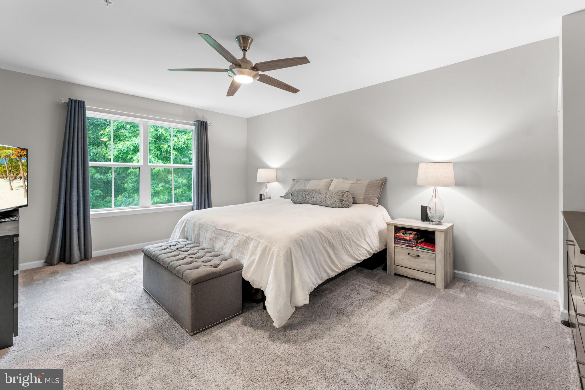 RIVERWALK - Residential Lease