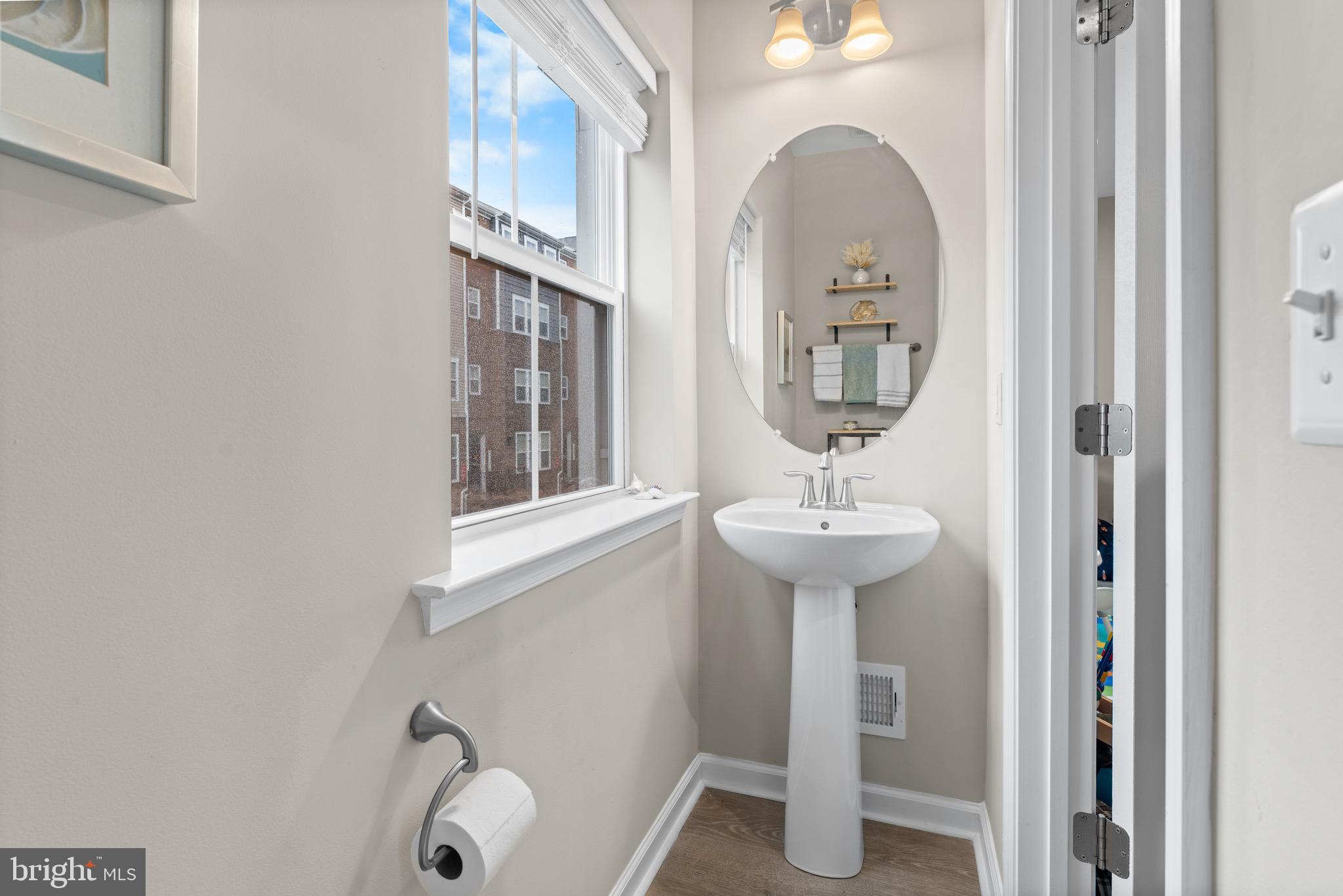 RIVERWALK - Residential Lease