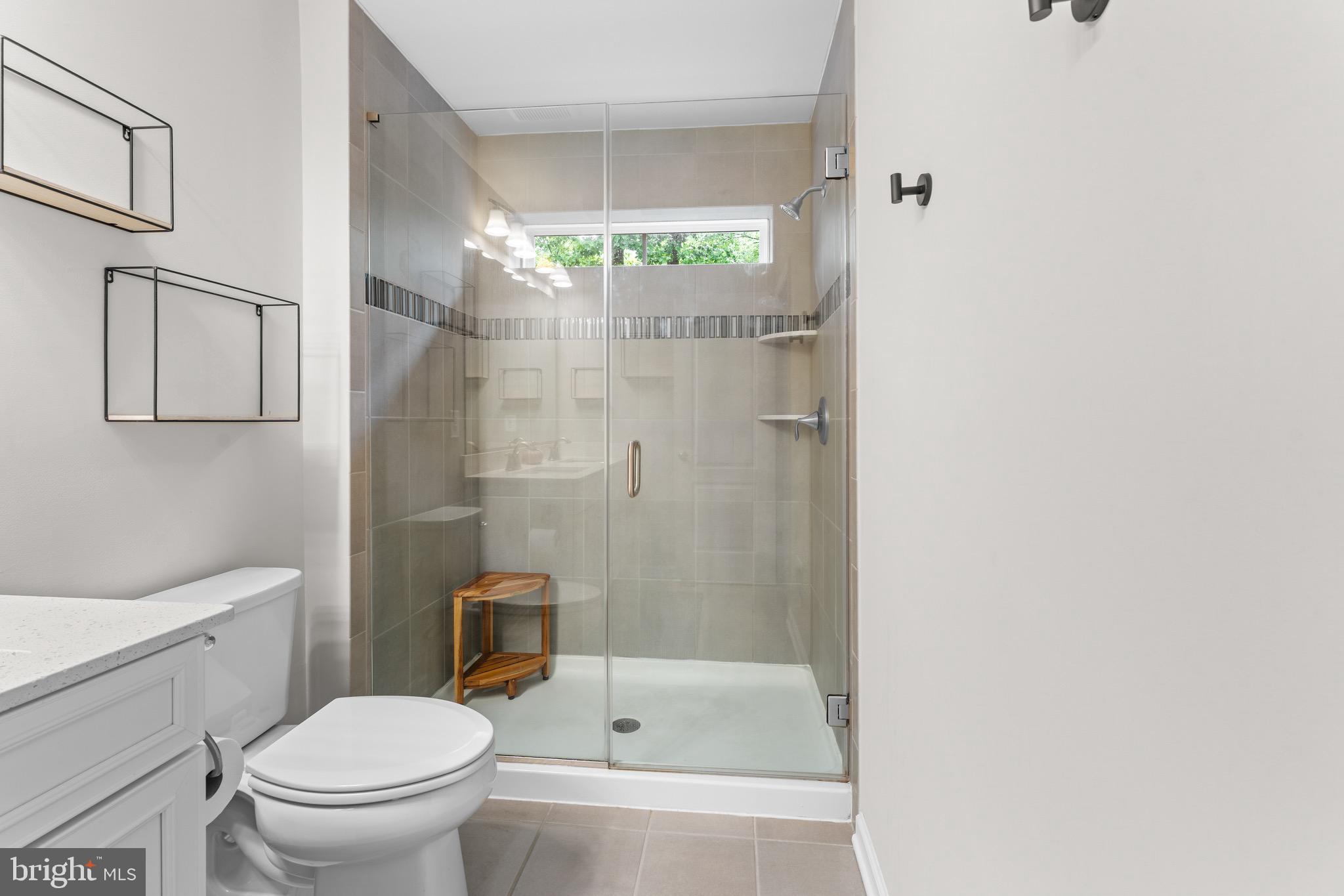 RIVERWALK - Residential Lease