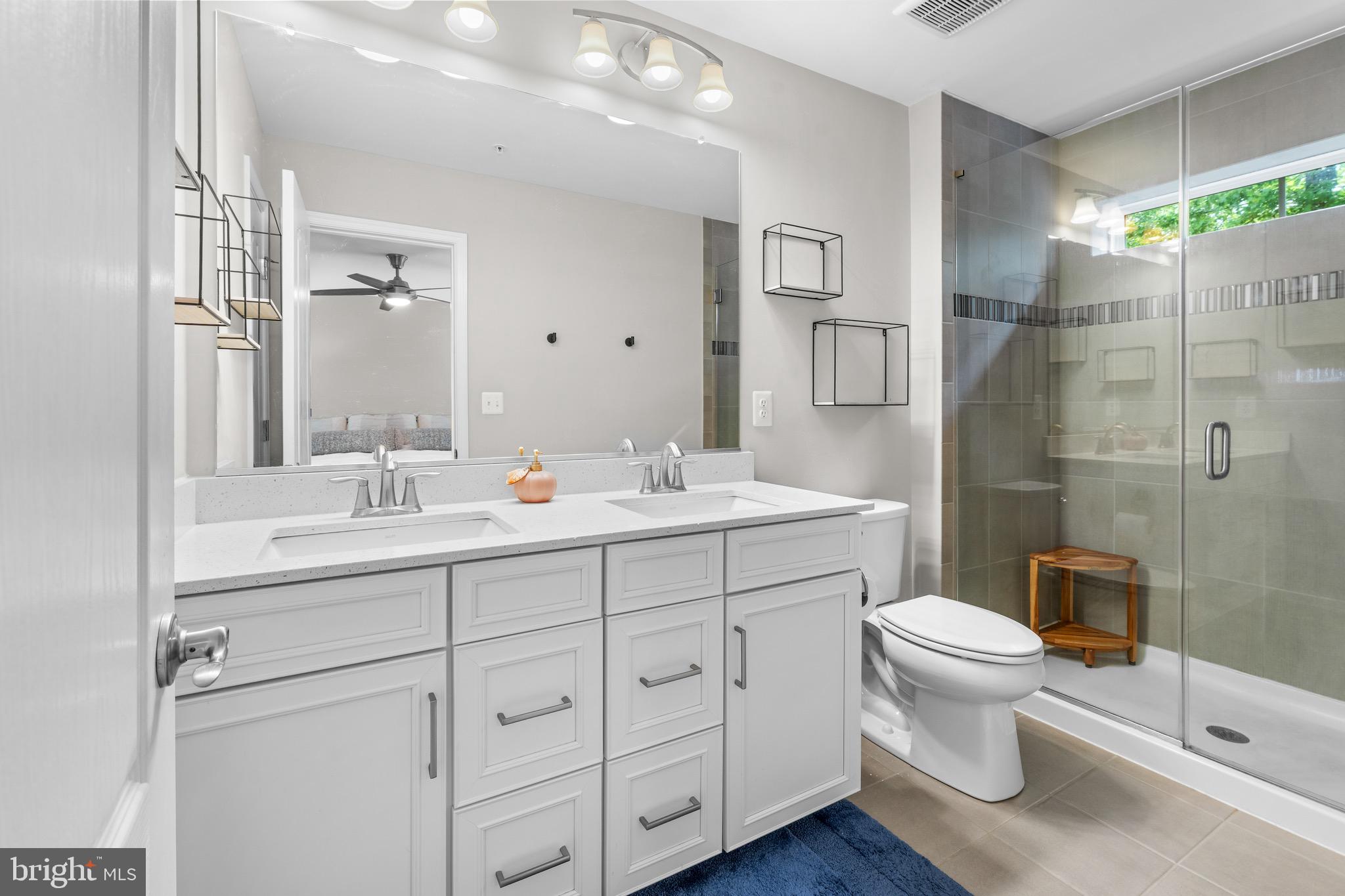 RIVERWALK - Residential Lease