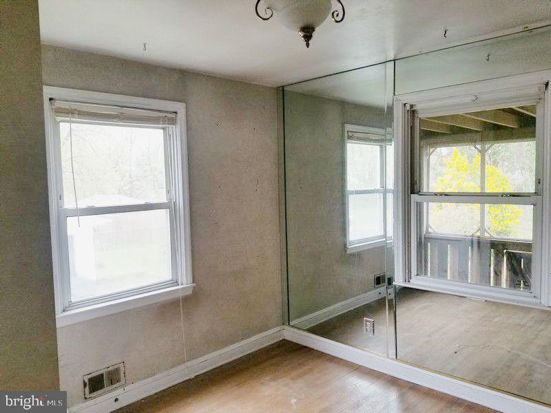 ARBUTUS - Residential