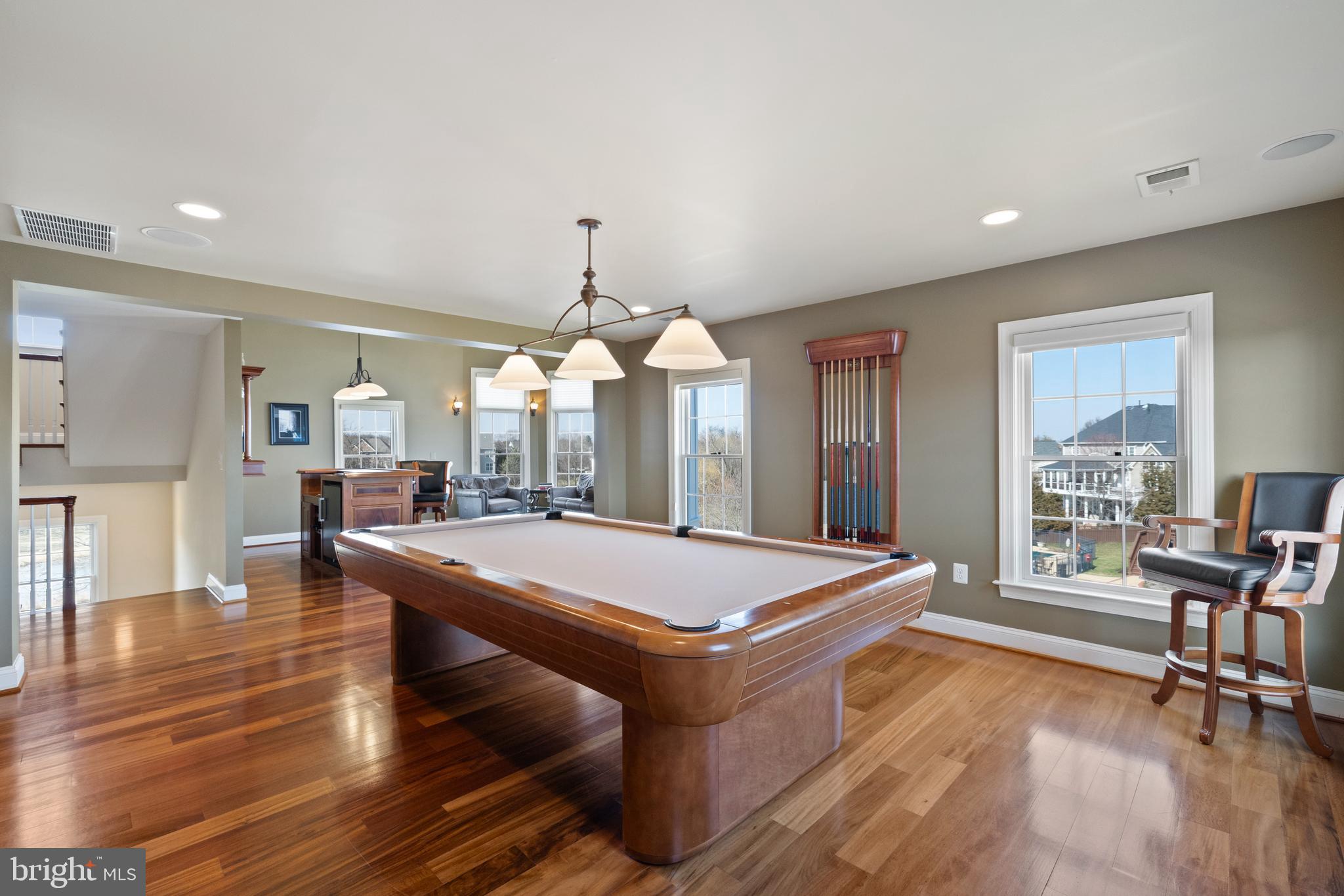 CAMERON CHASE - Residential