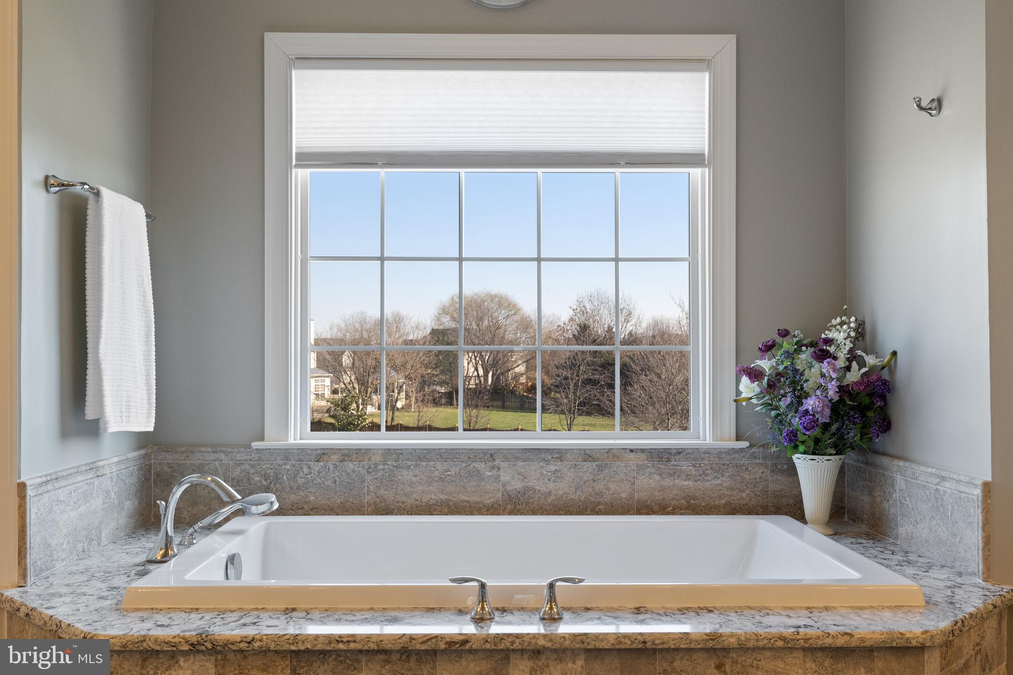 CAMERON CHASE - Residential