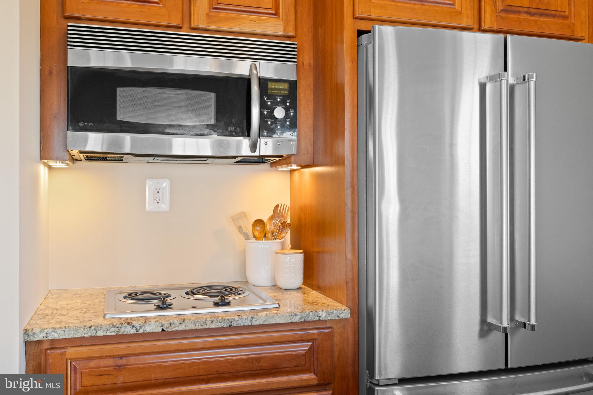 CAMERON CHASE - Residential