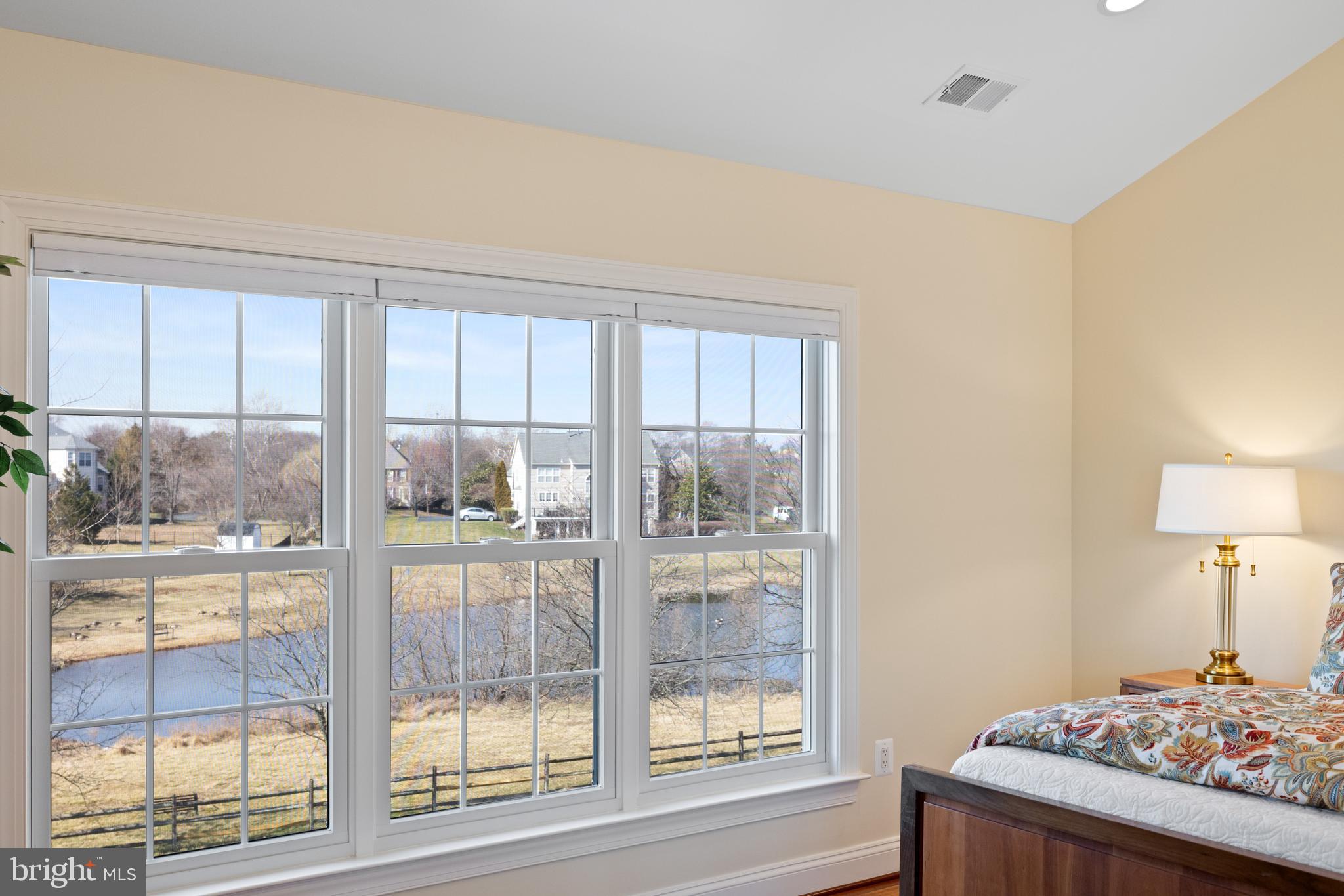 CAMERON CHASE - Residential