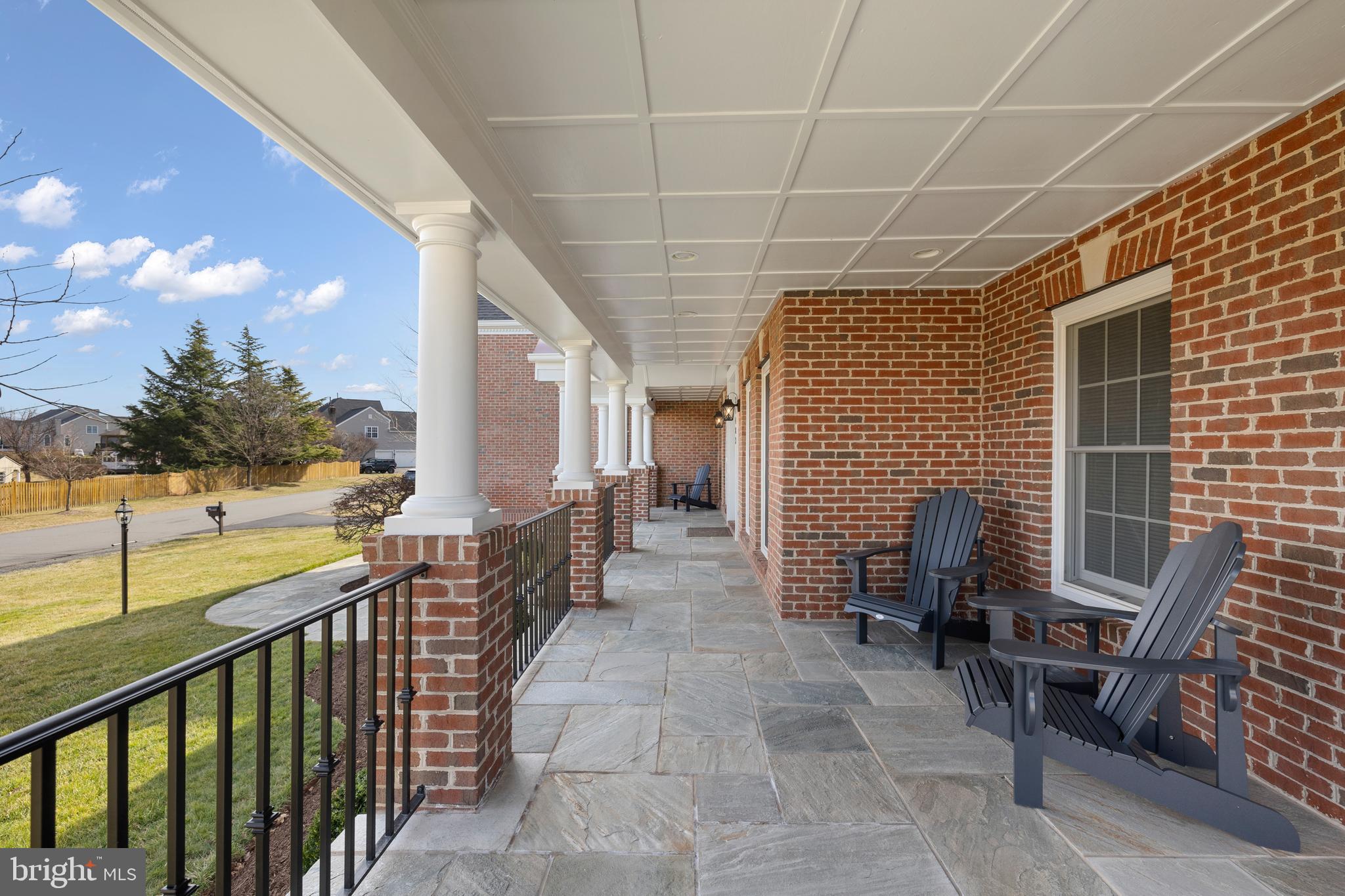 CAMERON CHASE - Residential