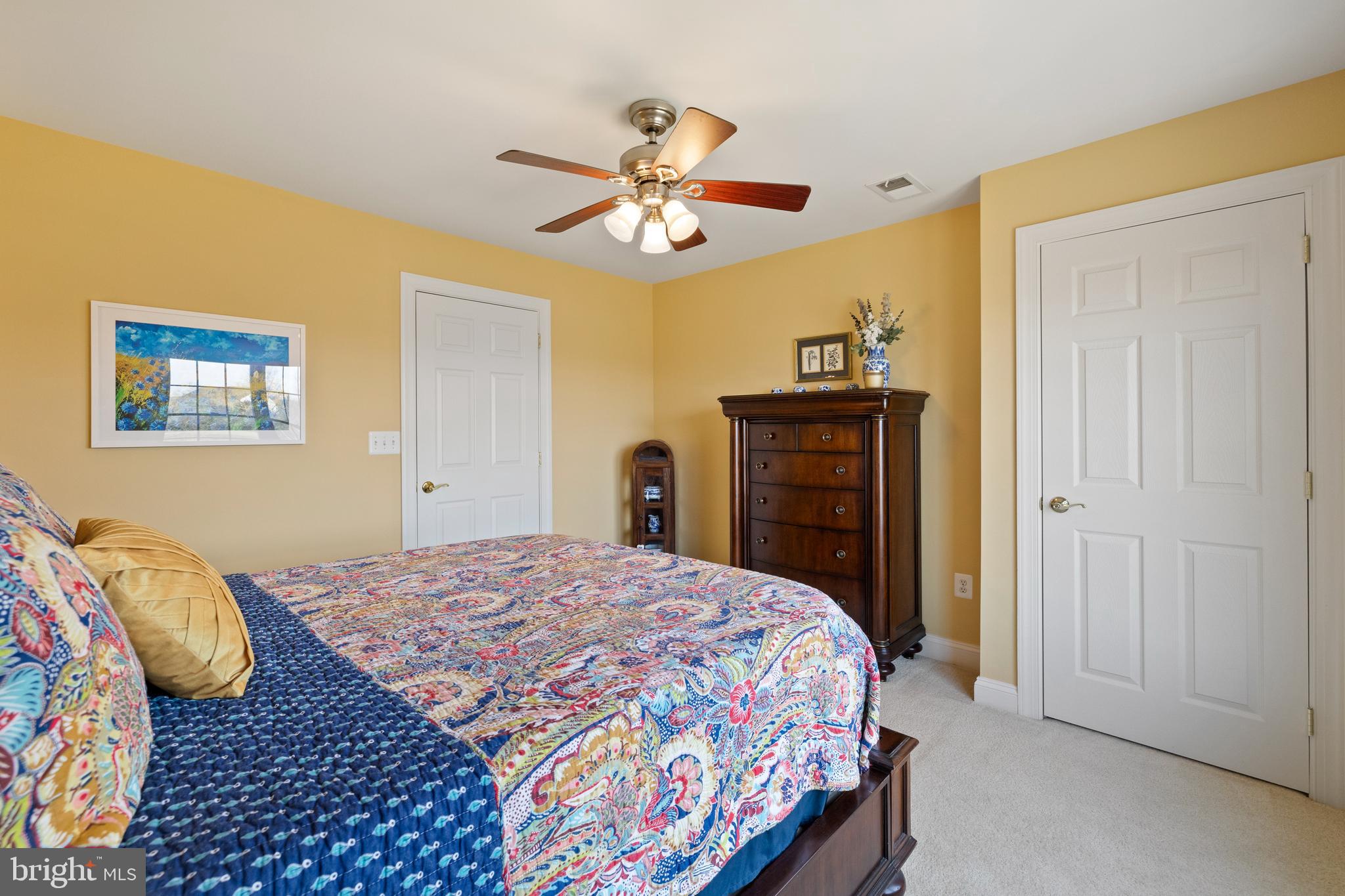 CAMERON CHASE - Residential