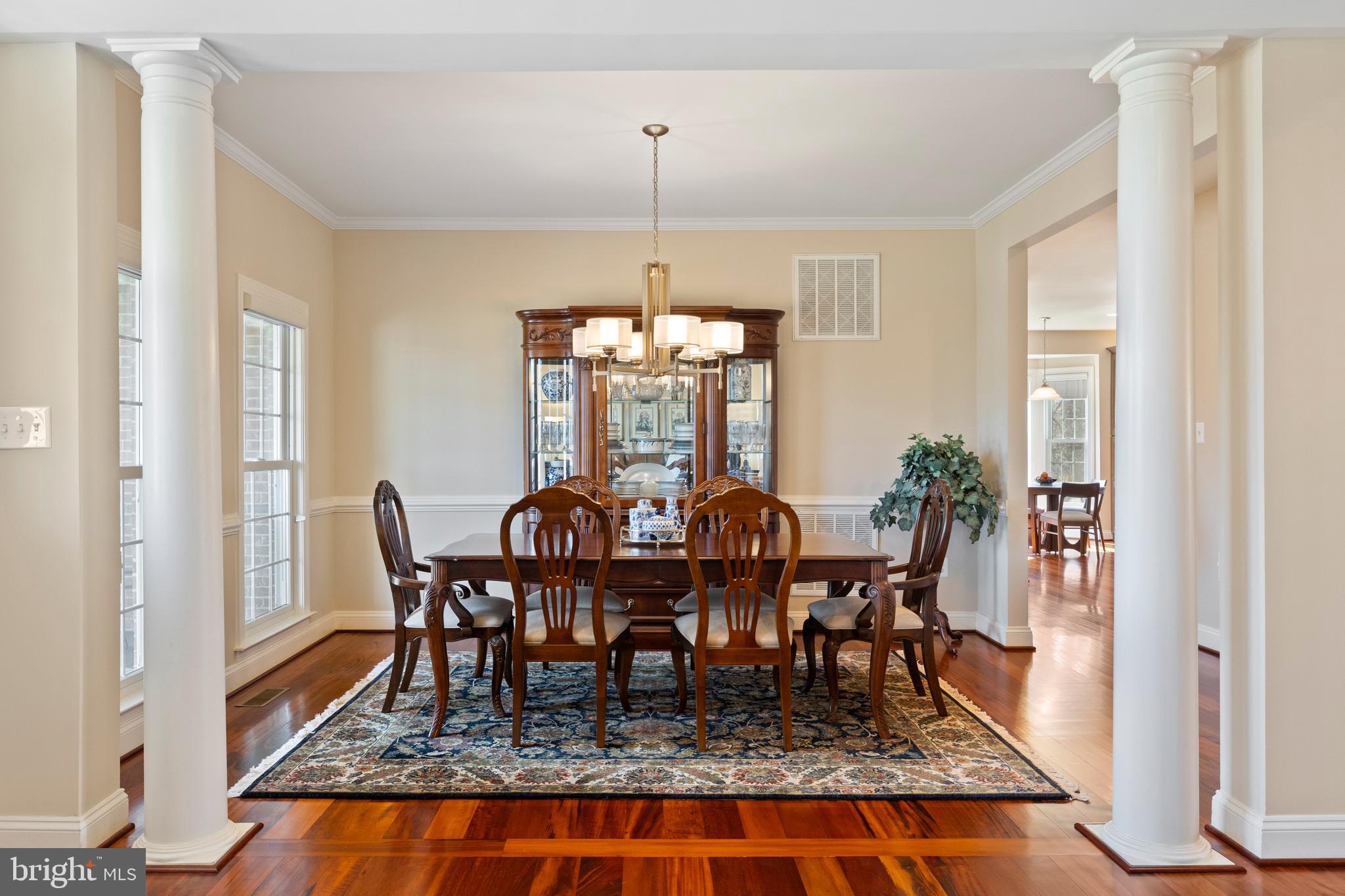 CAMERON CHASE - Residential