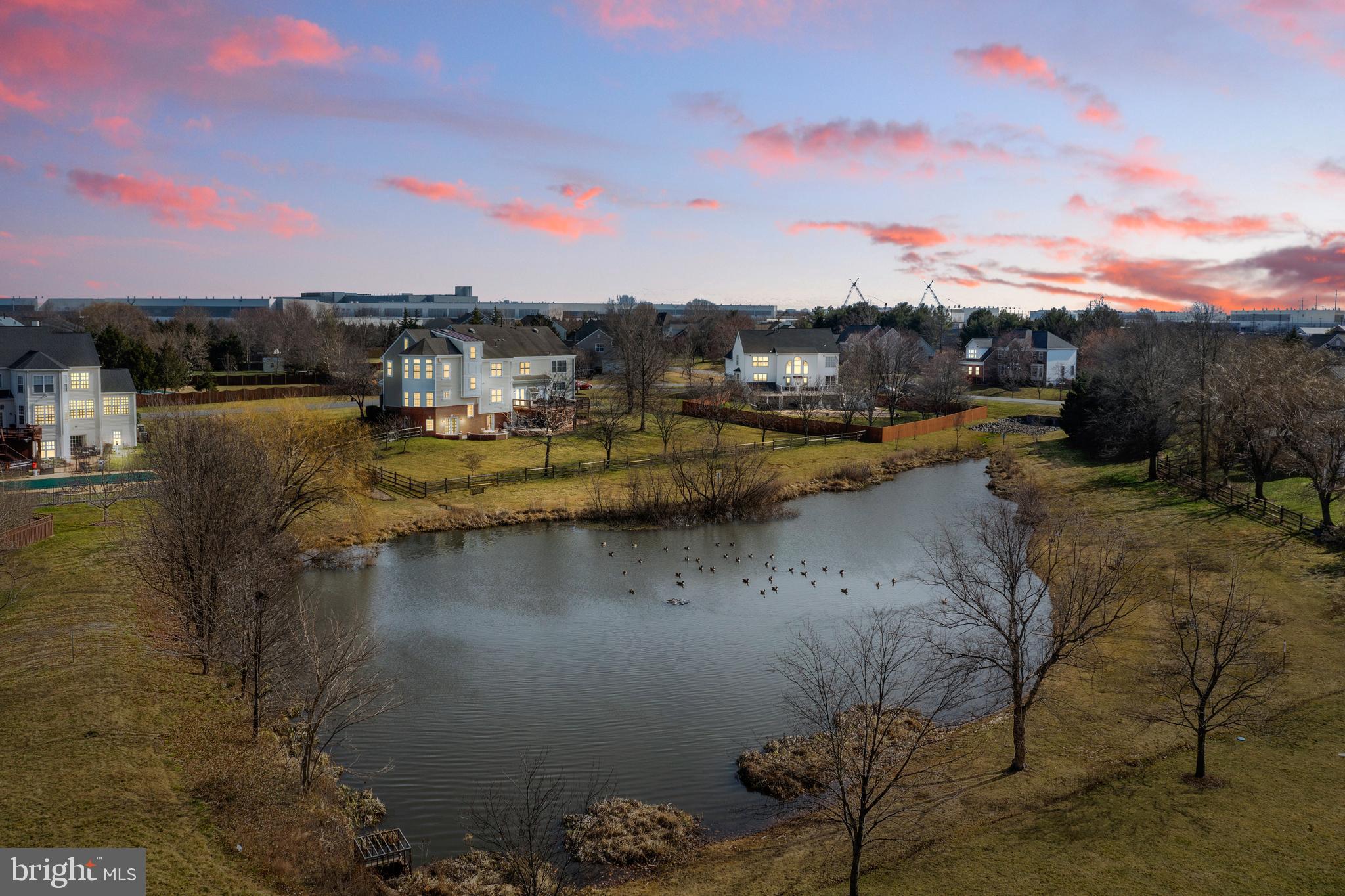 CAMERON CHASE - Residential