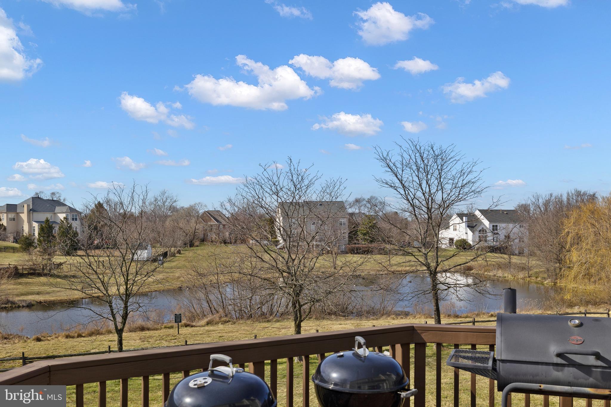 CAMERON CHASE - Residential