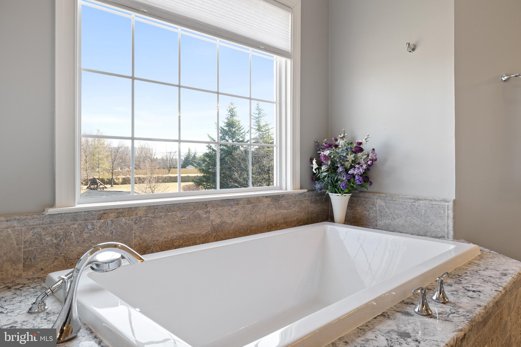 CAMERON CHASE - Residential