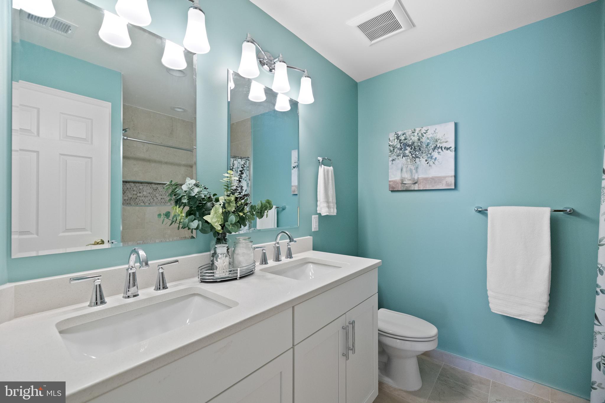 CAMERON CHASE - Residential