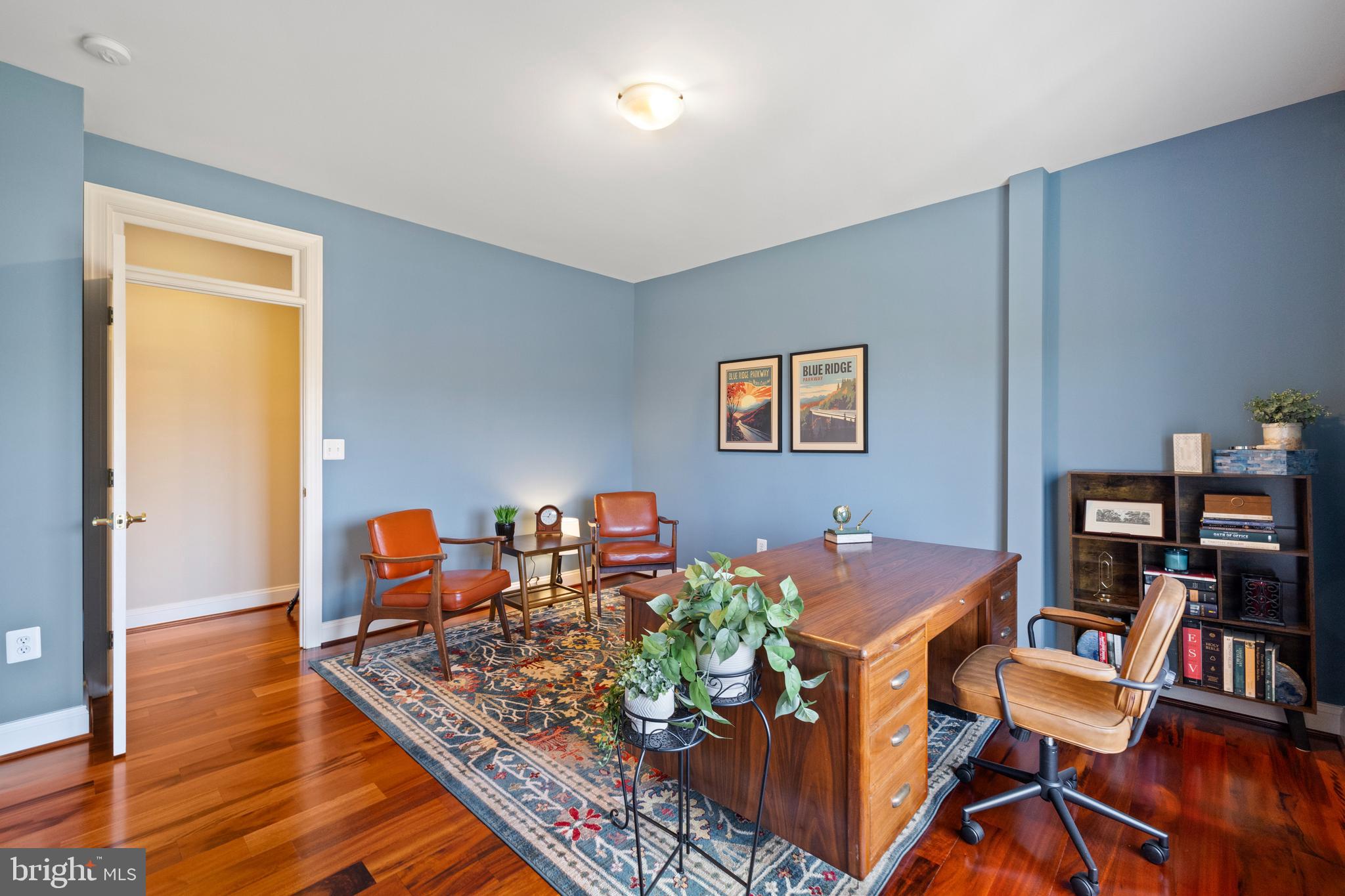 CAMERON CHASE - Residential