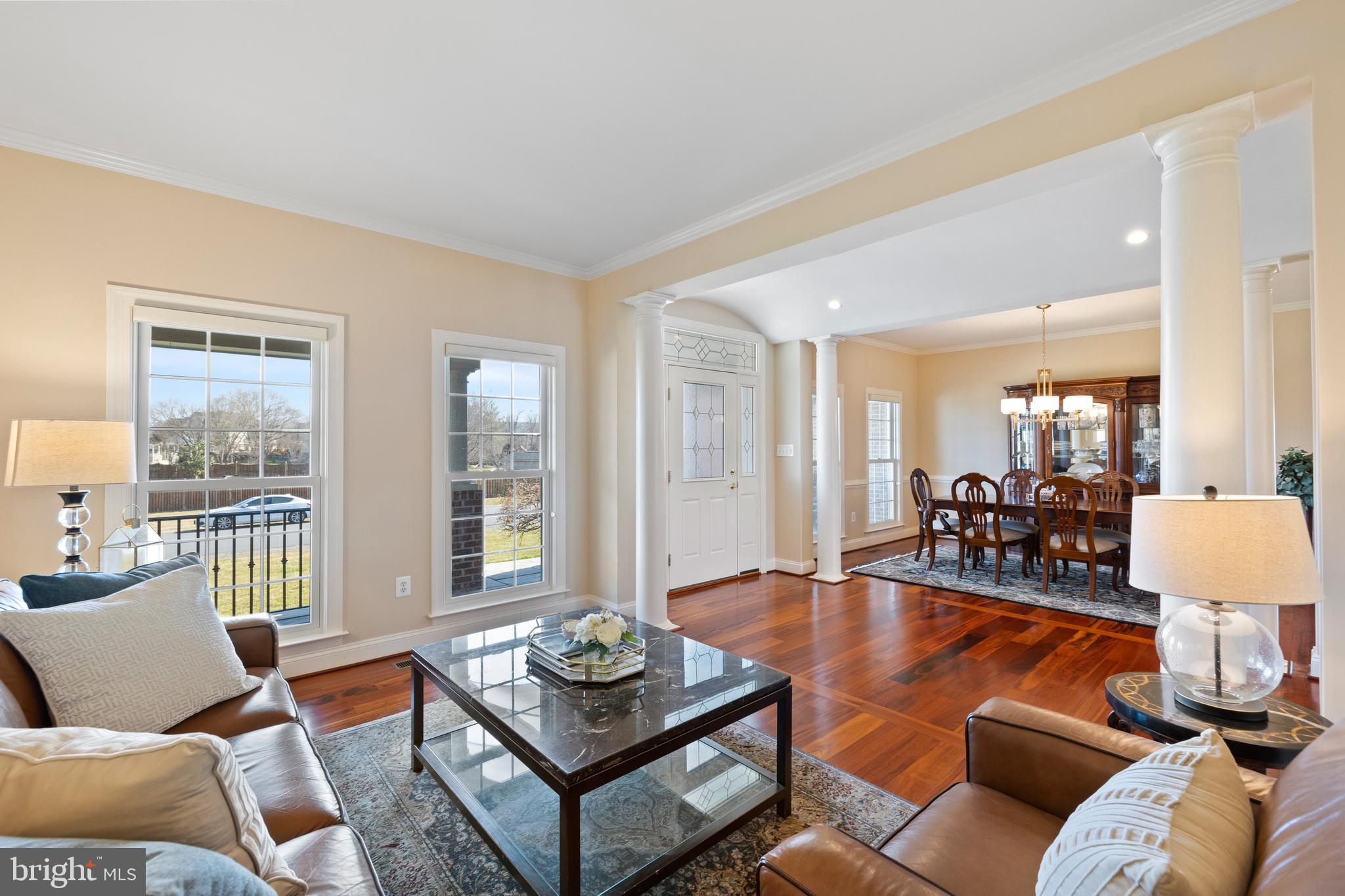 CAMERON CHASE - Residential