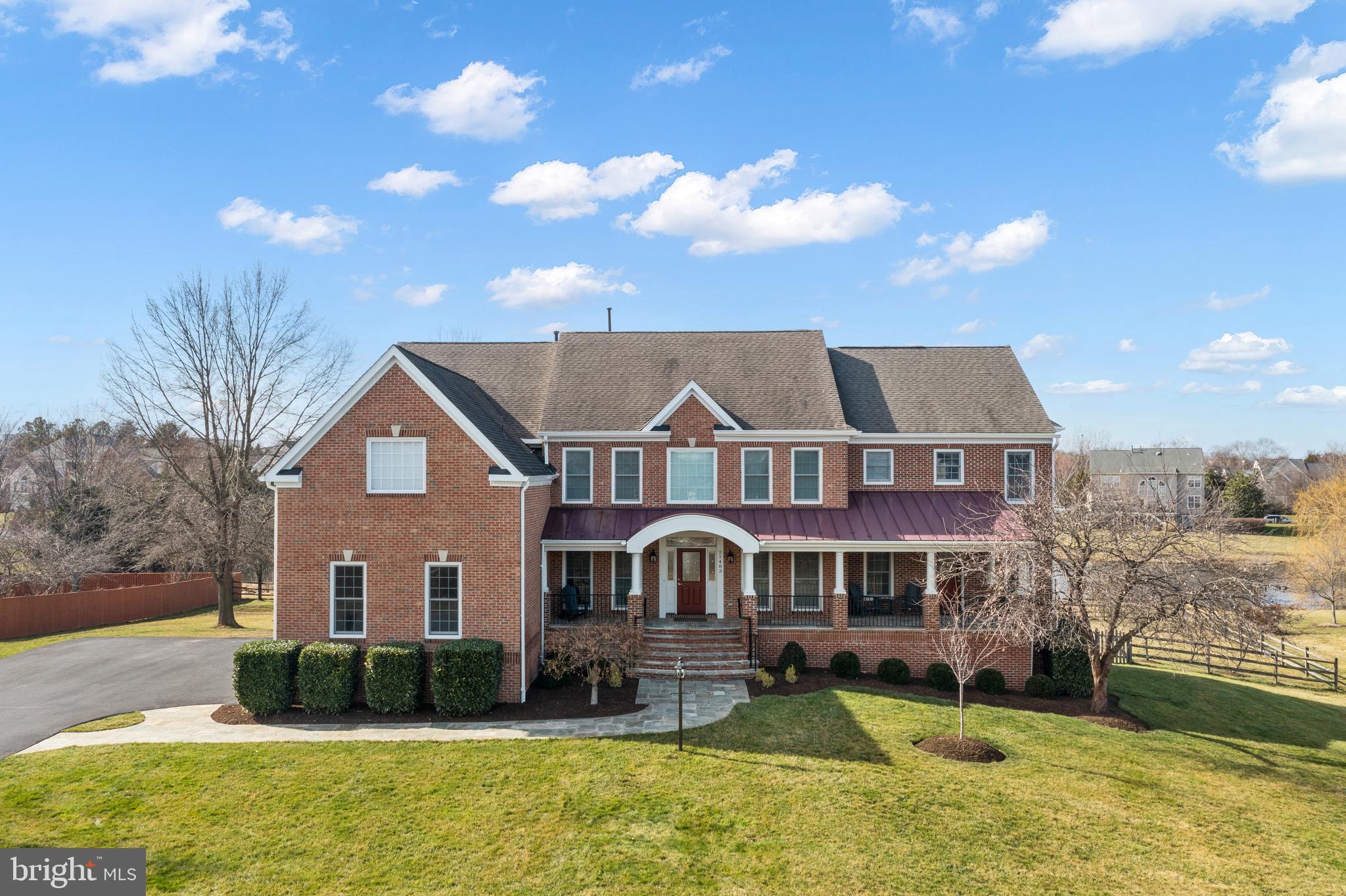 CAMERON CHASE - Residential