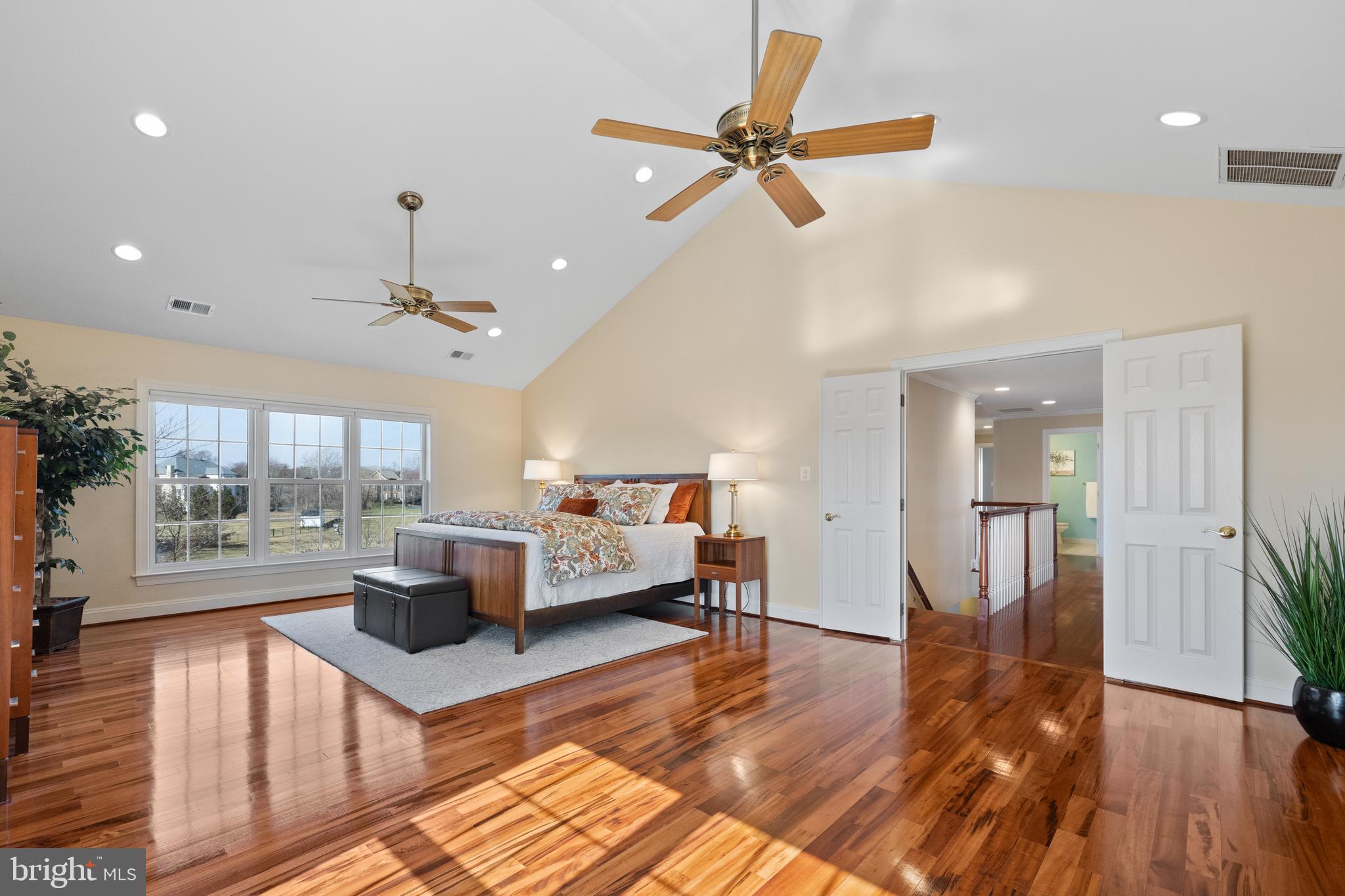 CAMERON CHASE - Residential