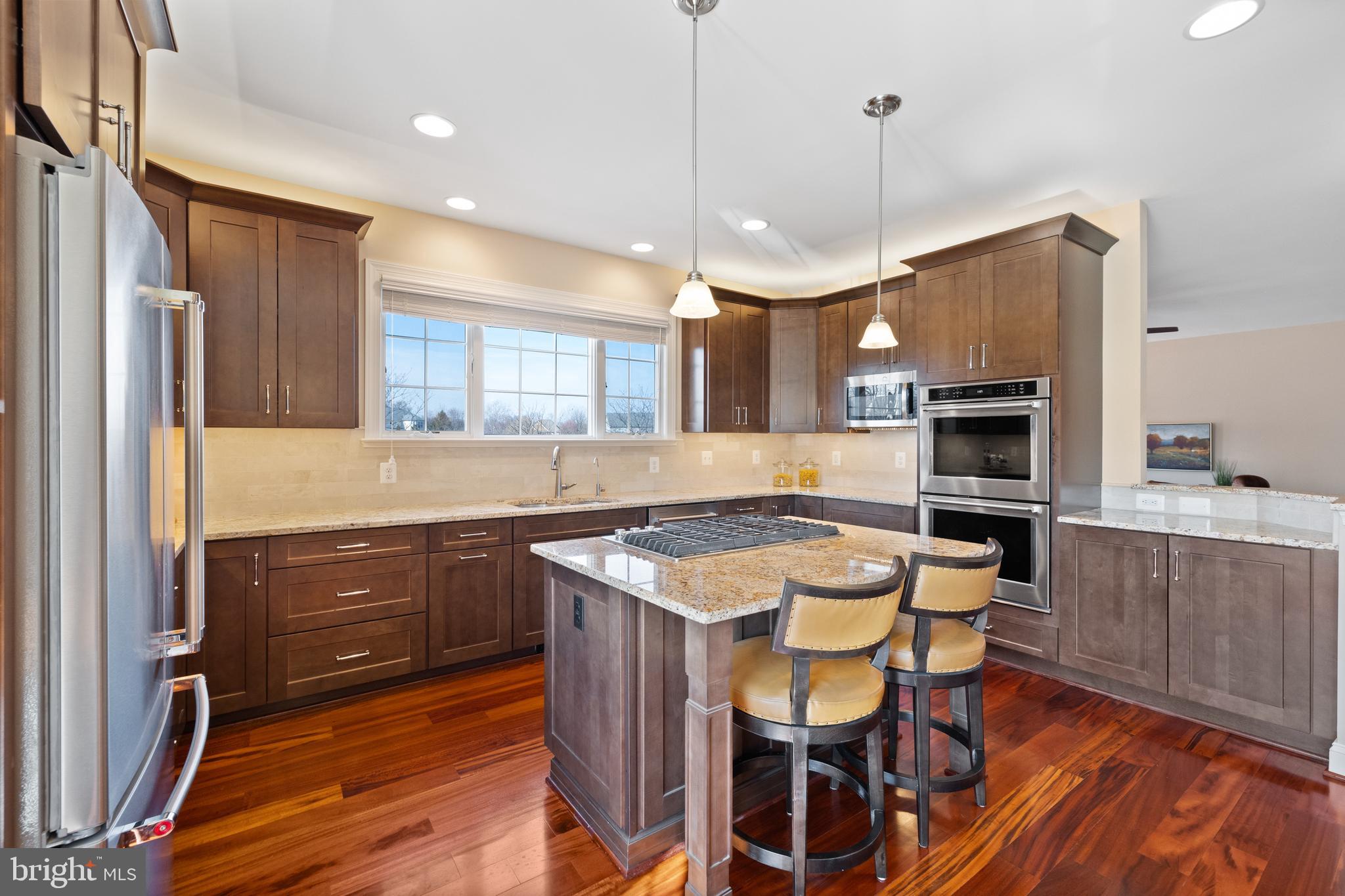 CAMERON CHASE - Residential