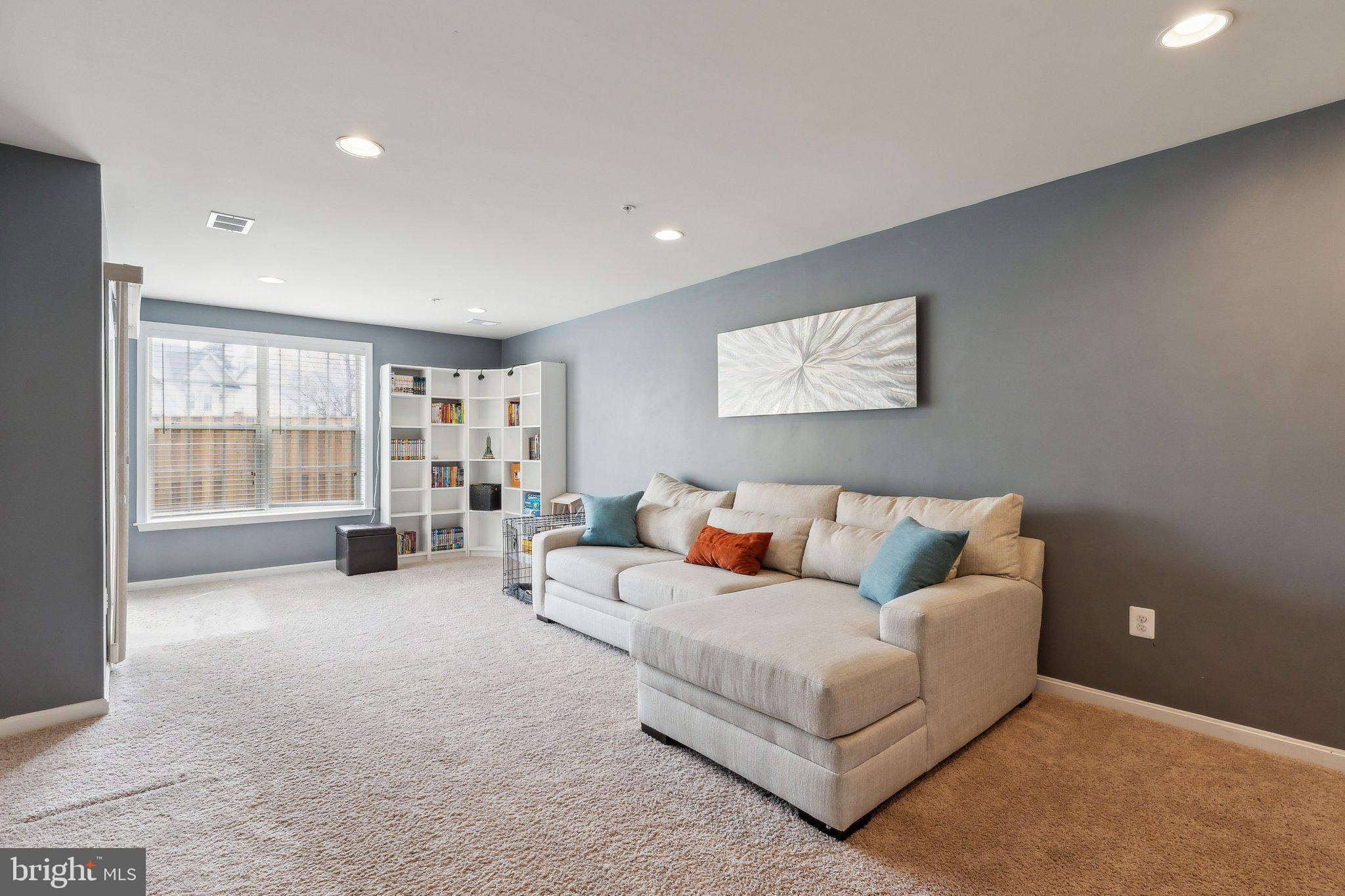 CANTERBURY VILLAGE - Residential