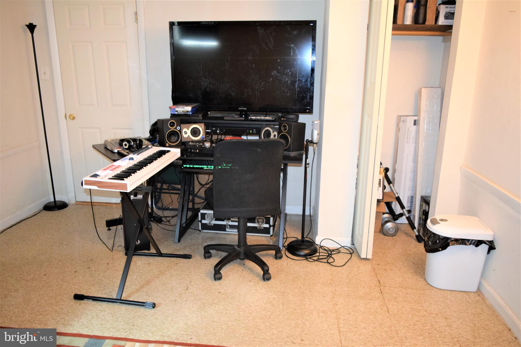 AUTH VILLAGE - Residential