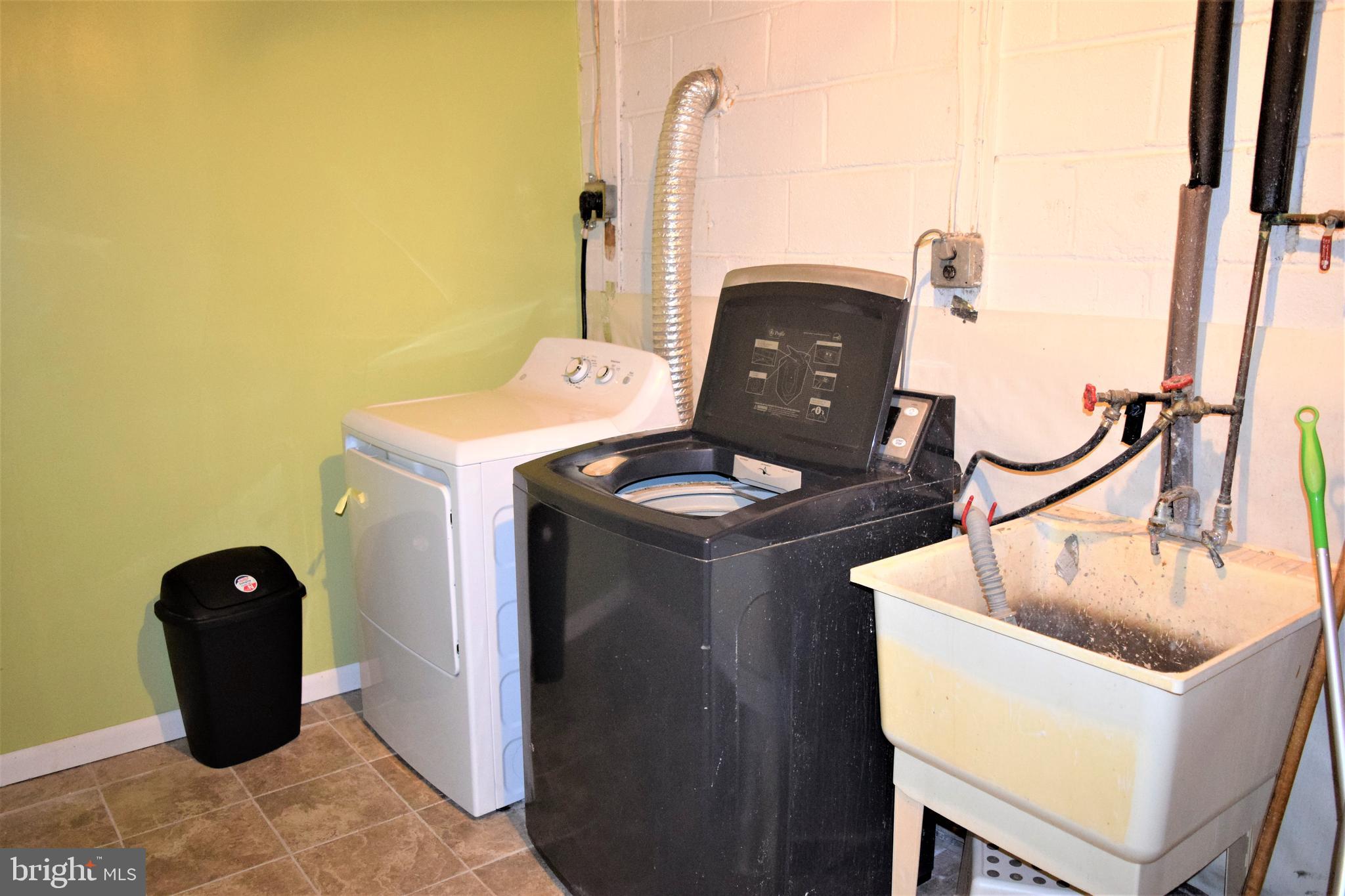 AUTH VILLAGE - Residential