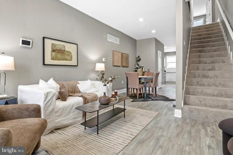 Townhouse For Sale - 1225 Carroll Street<br/> BALTIMORE, MD 21230