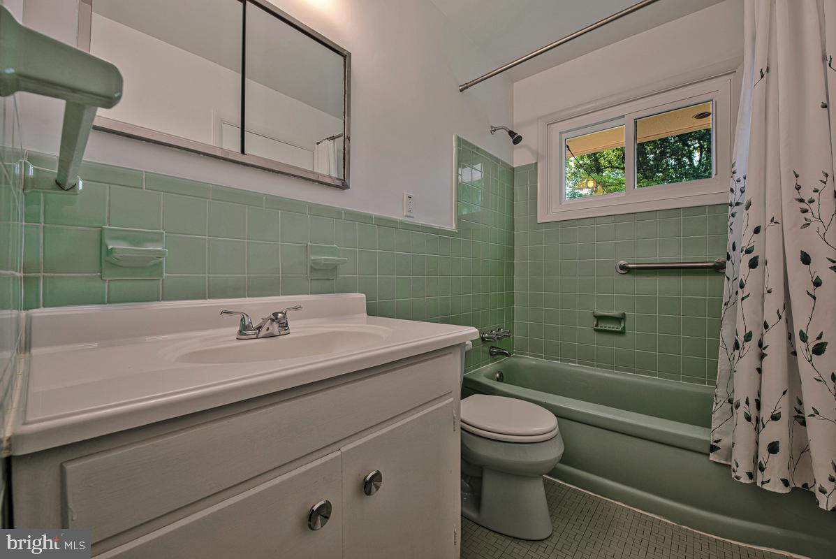 ALLVIEW ESTATES - Residential