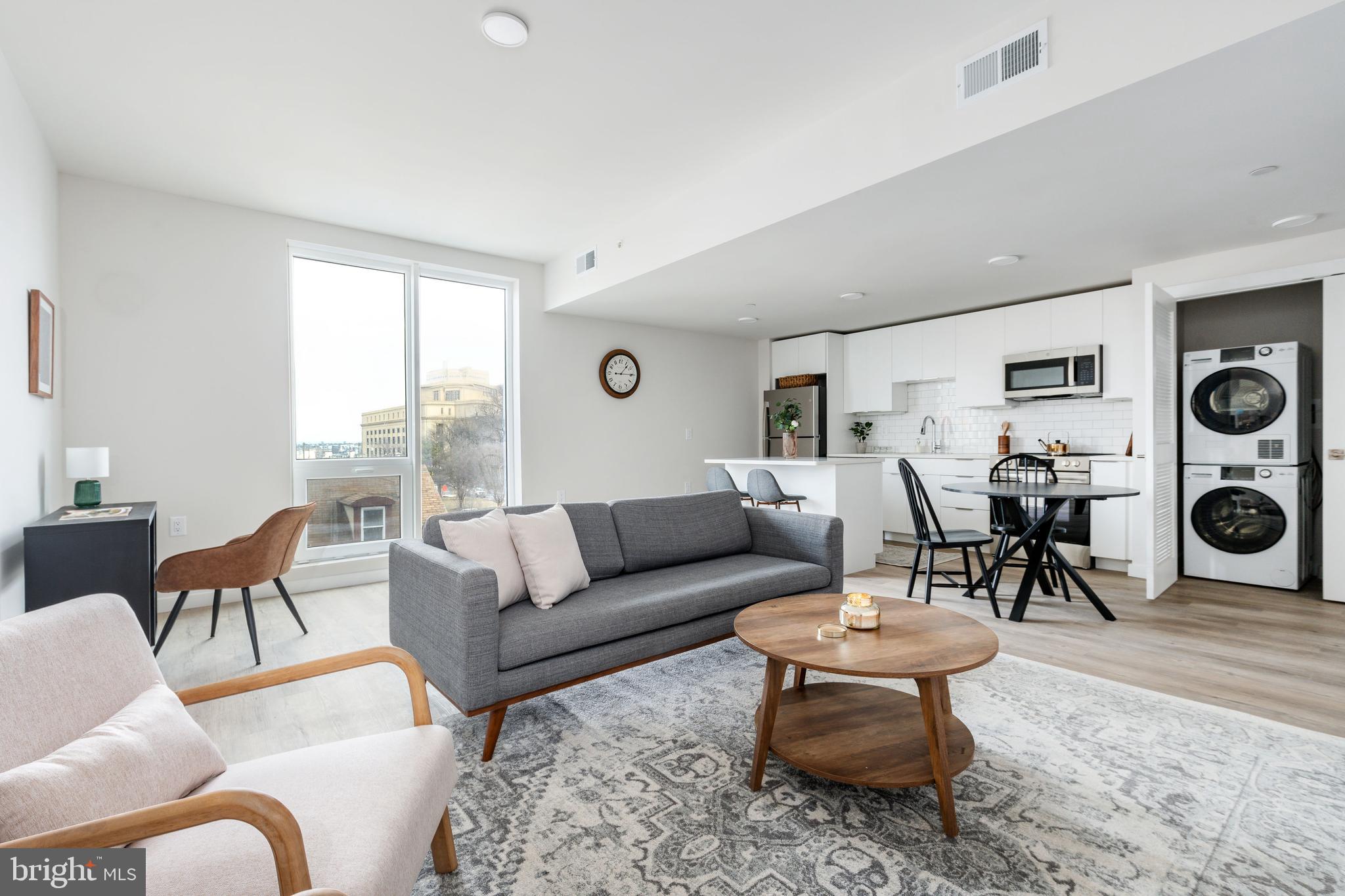 1130 N DELAWARE AVENUE 627