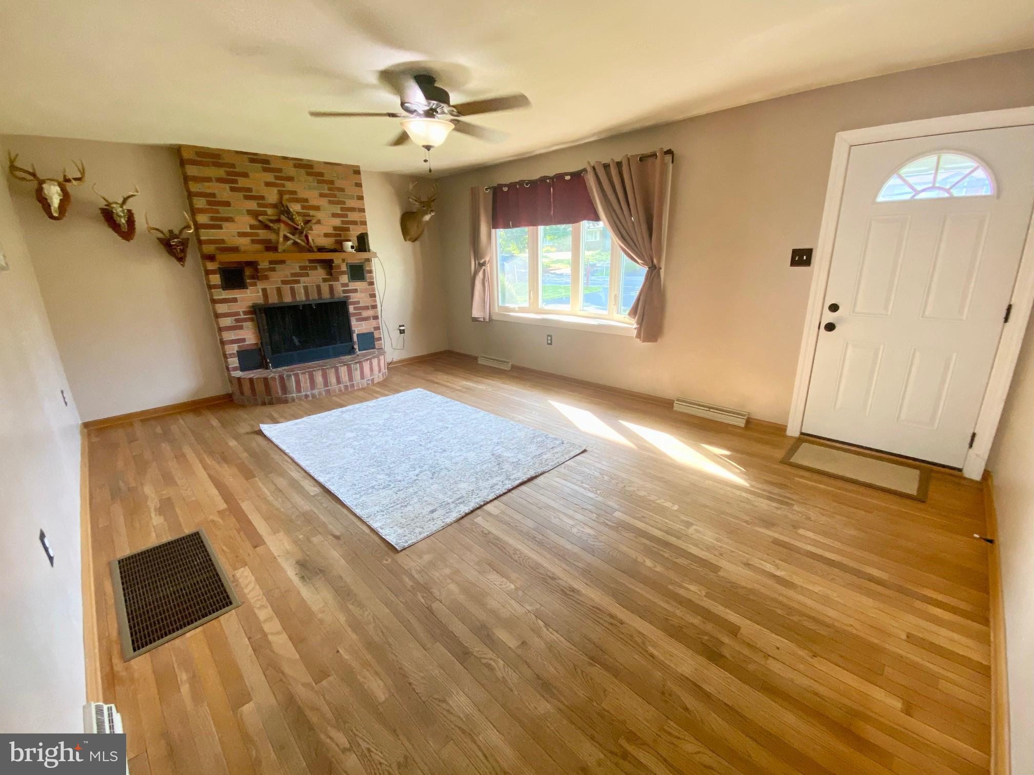 490 SNYDER ROAD