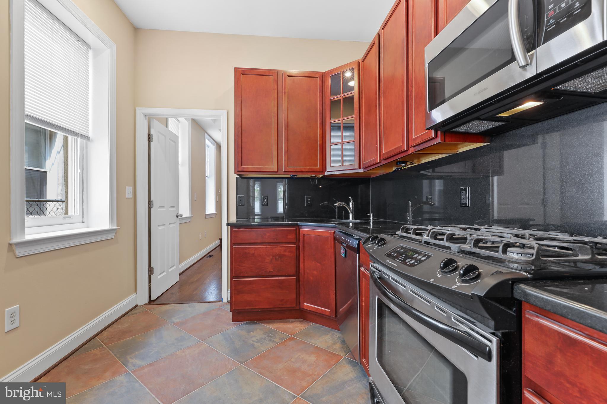 FEDERAL HILL HISTORIC DISTRICT - Residential Lease