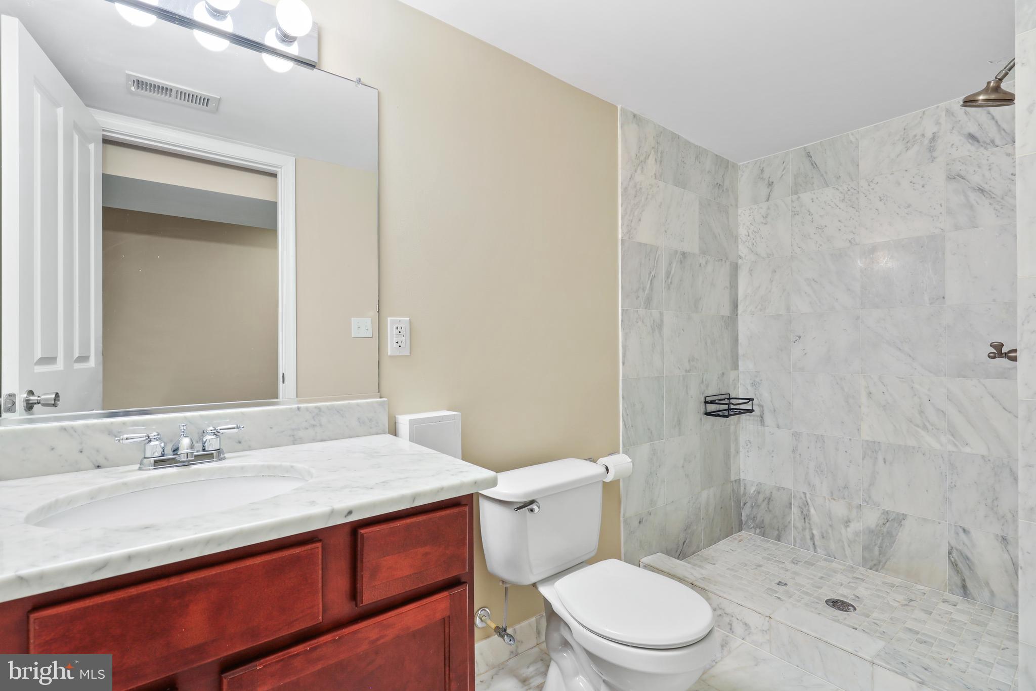 FEDERAL HILL HISTORIC DISTRICT - Residential Lease