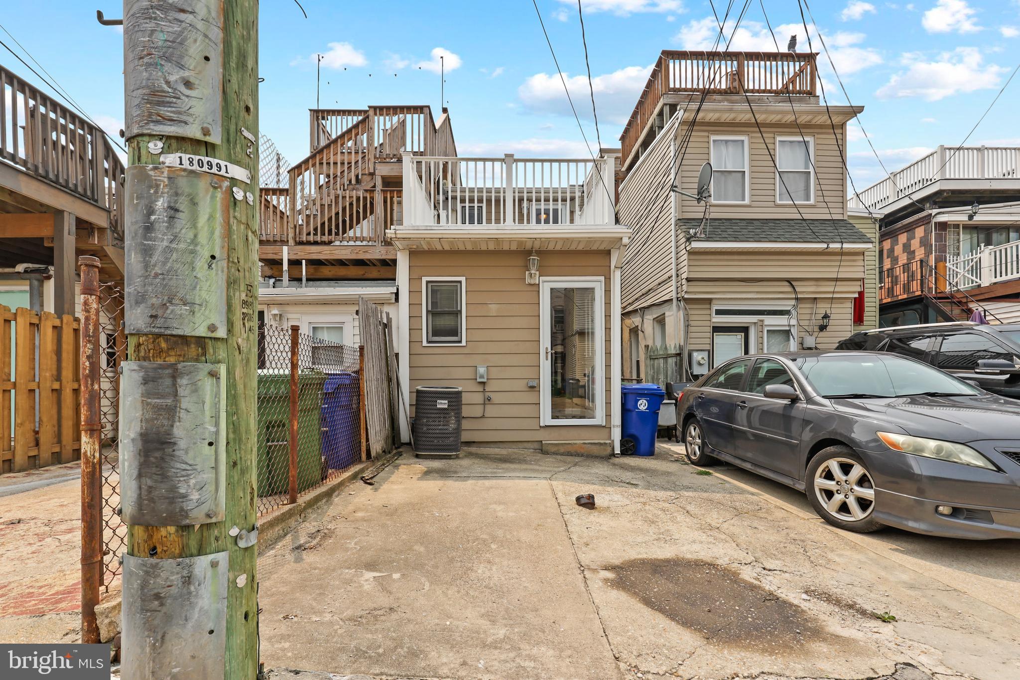 FEDERAL HILL HISTORIC DISTRICT - Residential Lease
