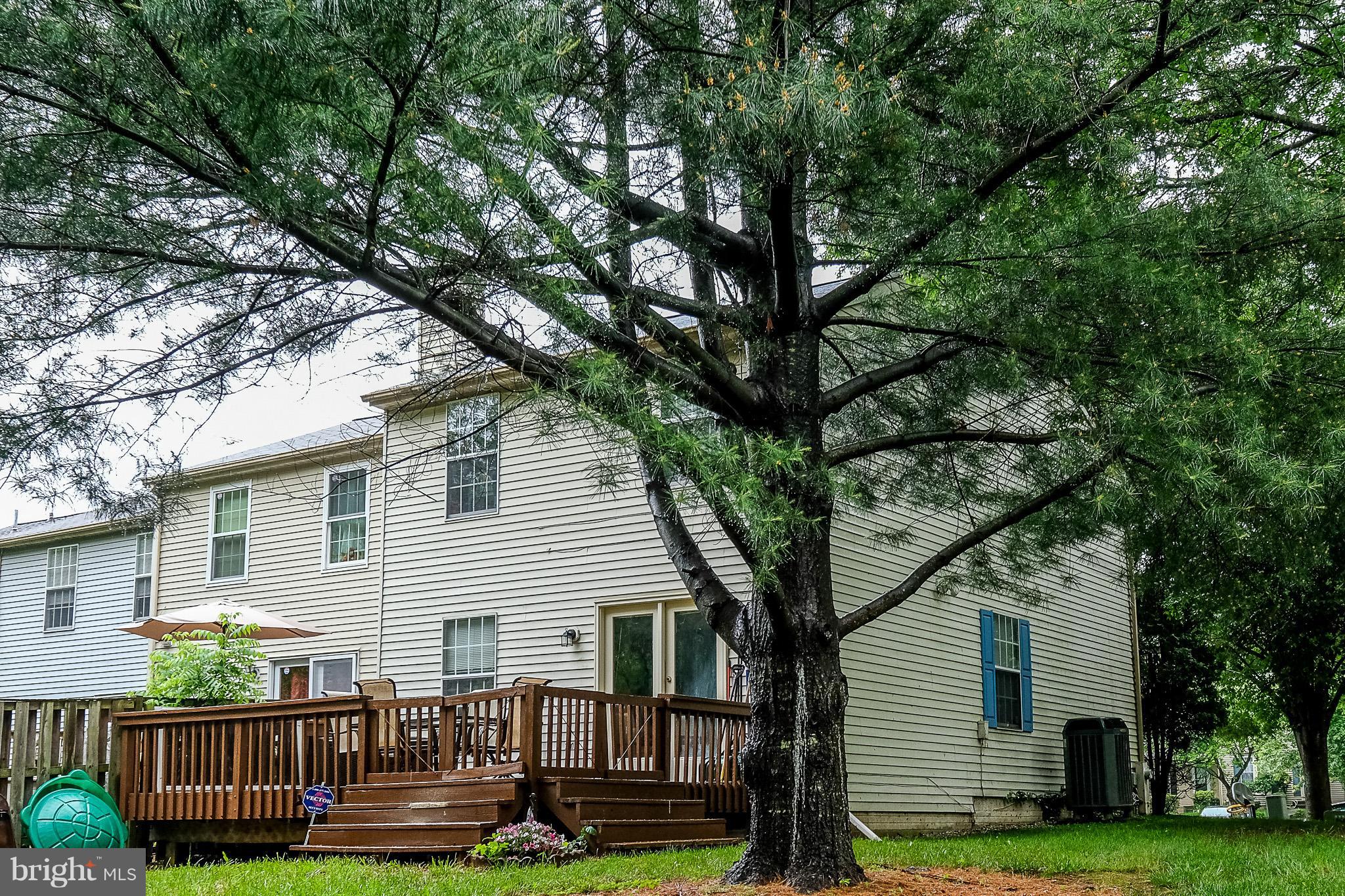 VILLAGE OF LONG REACH - Residential