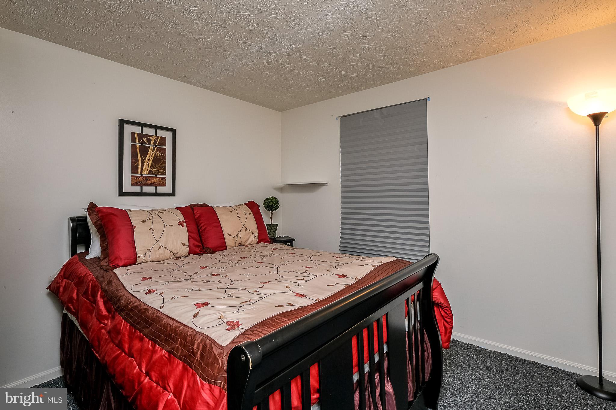 VILLAGE OF LONG REACH - Residential