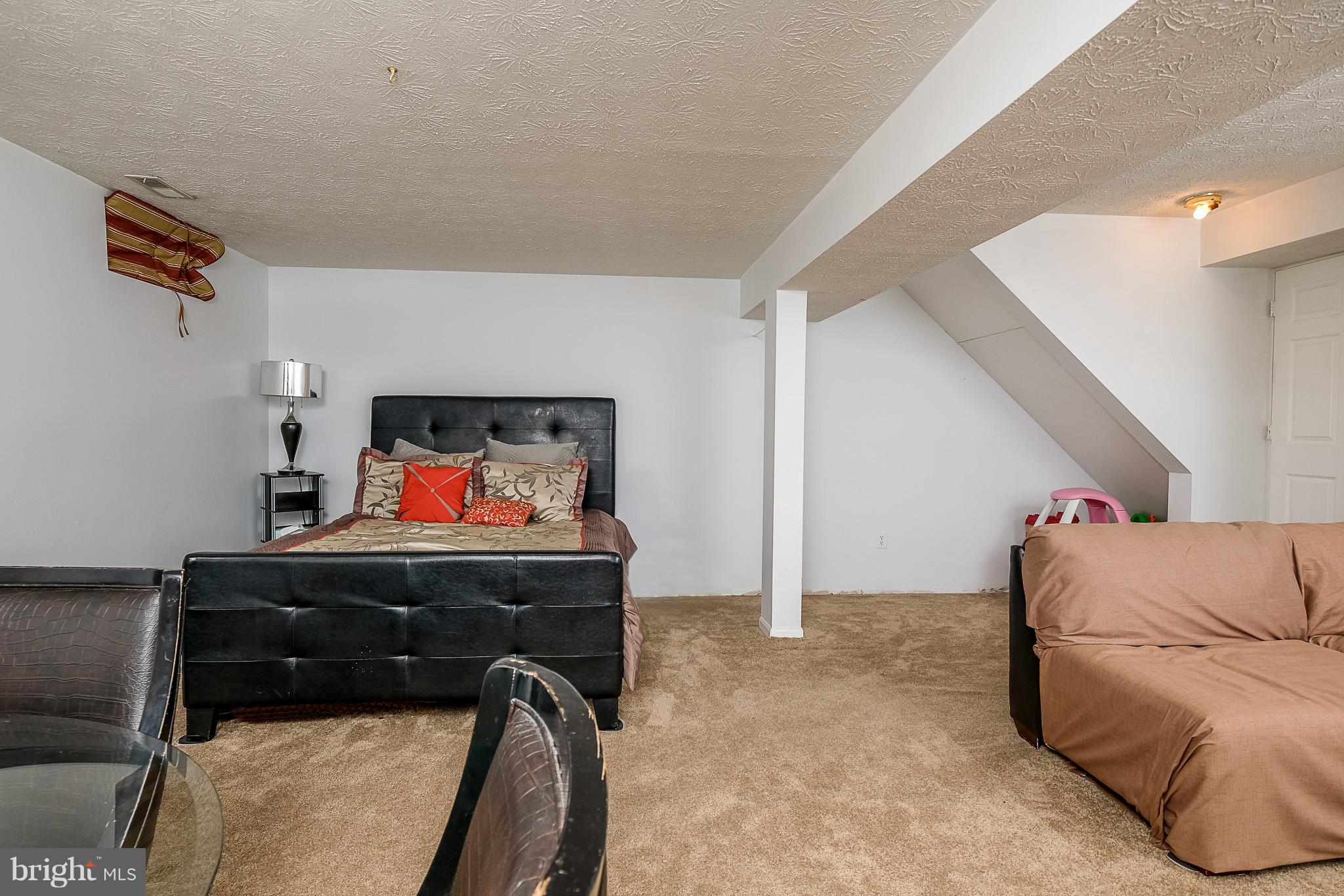 VILLAGE OF LONG REACH - Residential