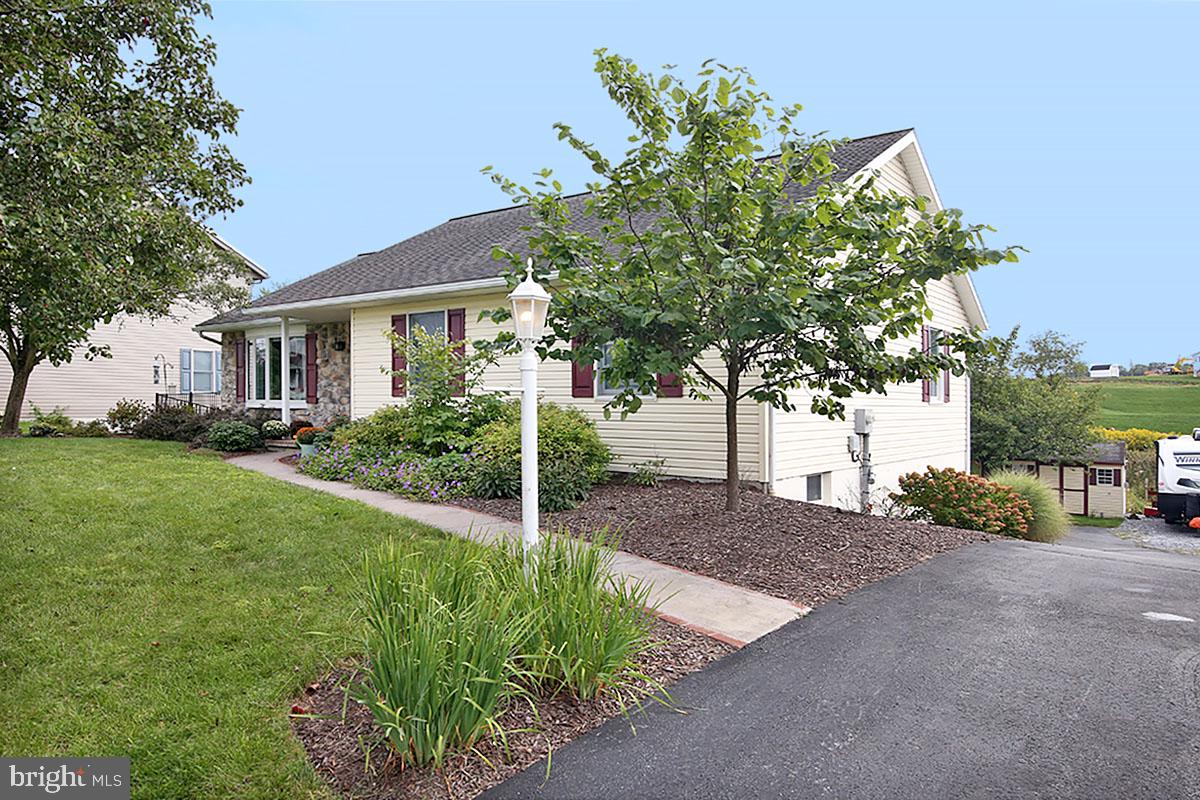 1126 HARVEST DRIVE
