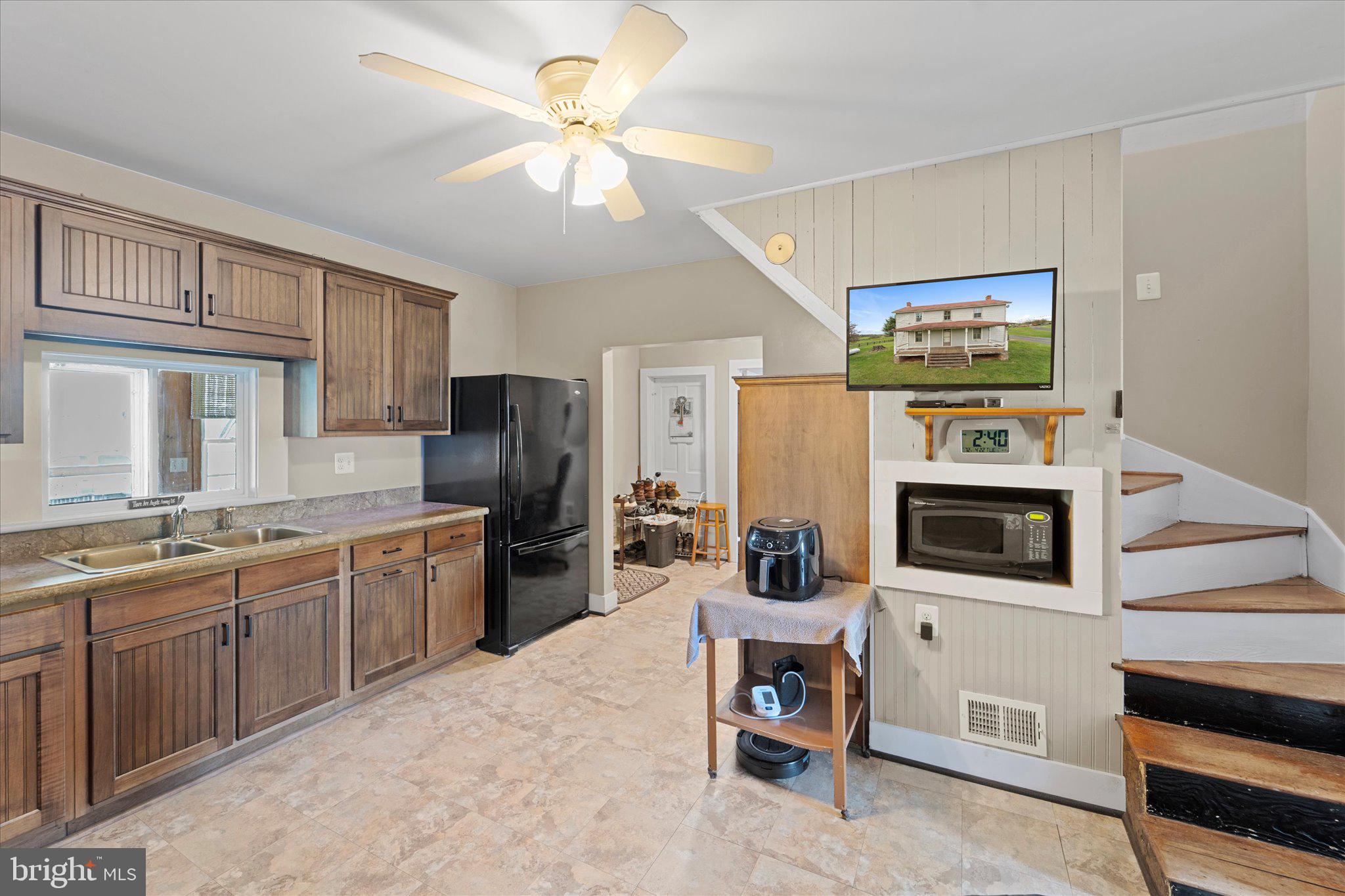 NONE AVAILABLE - Land