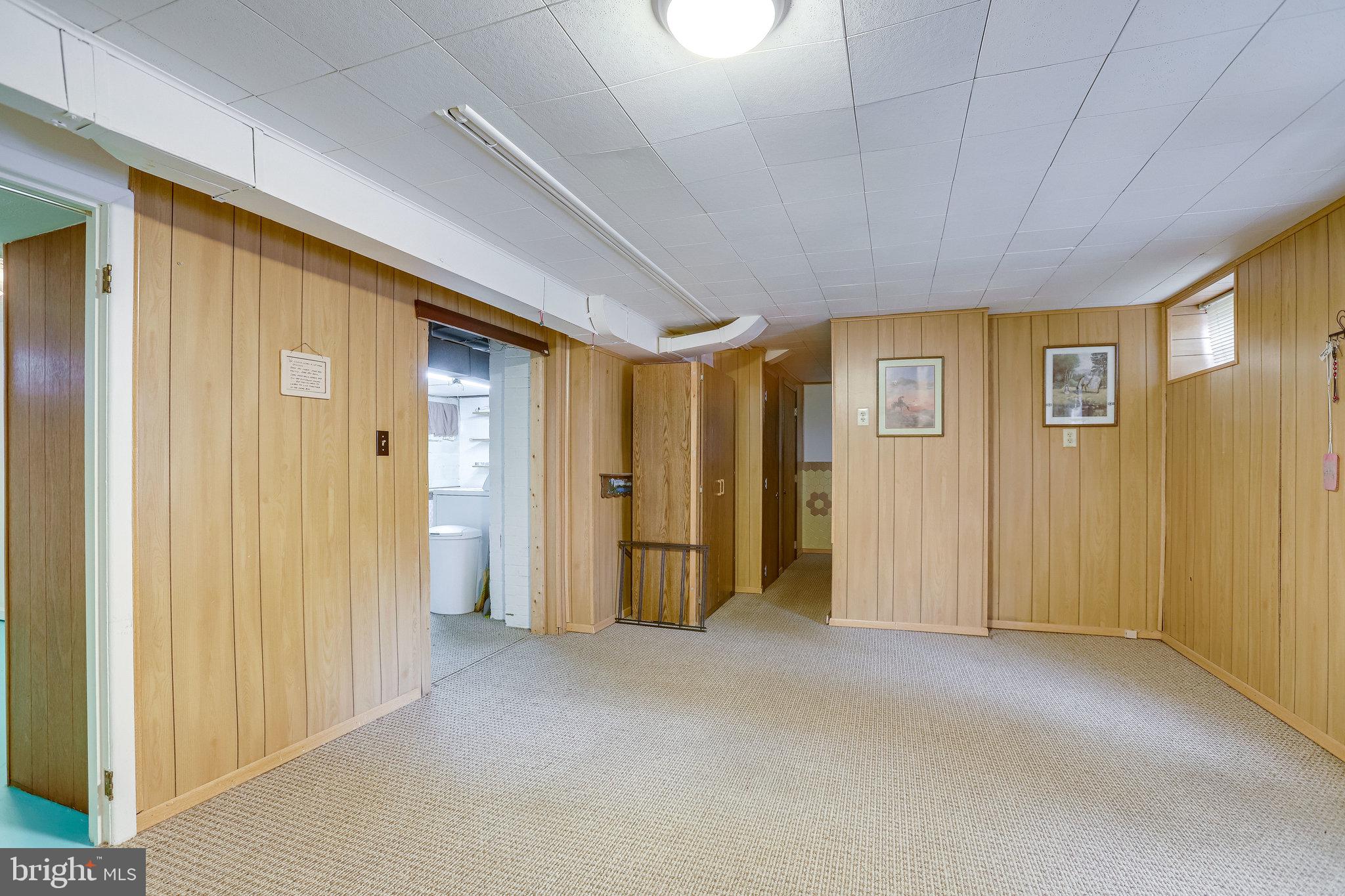 LAKEVIEW ESTATES - Residential