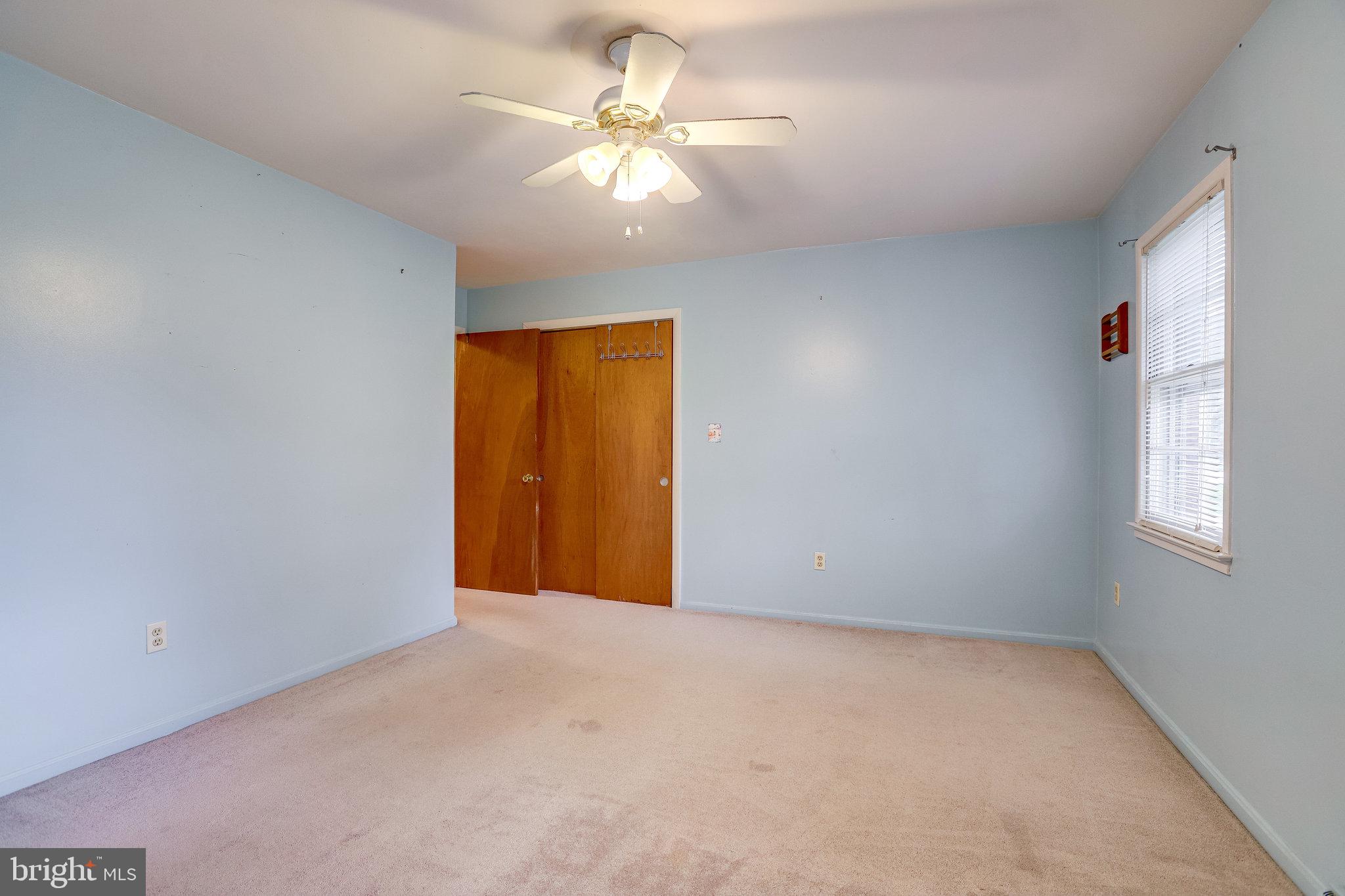 LAKEVIEW ESTATES - Residential