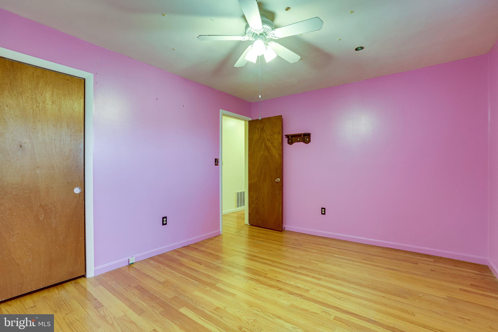 LAKEVIEW ESTATES - Residential