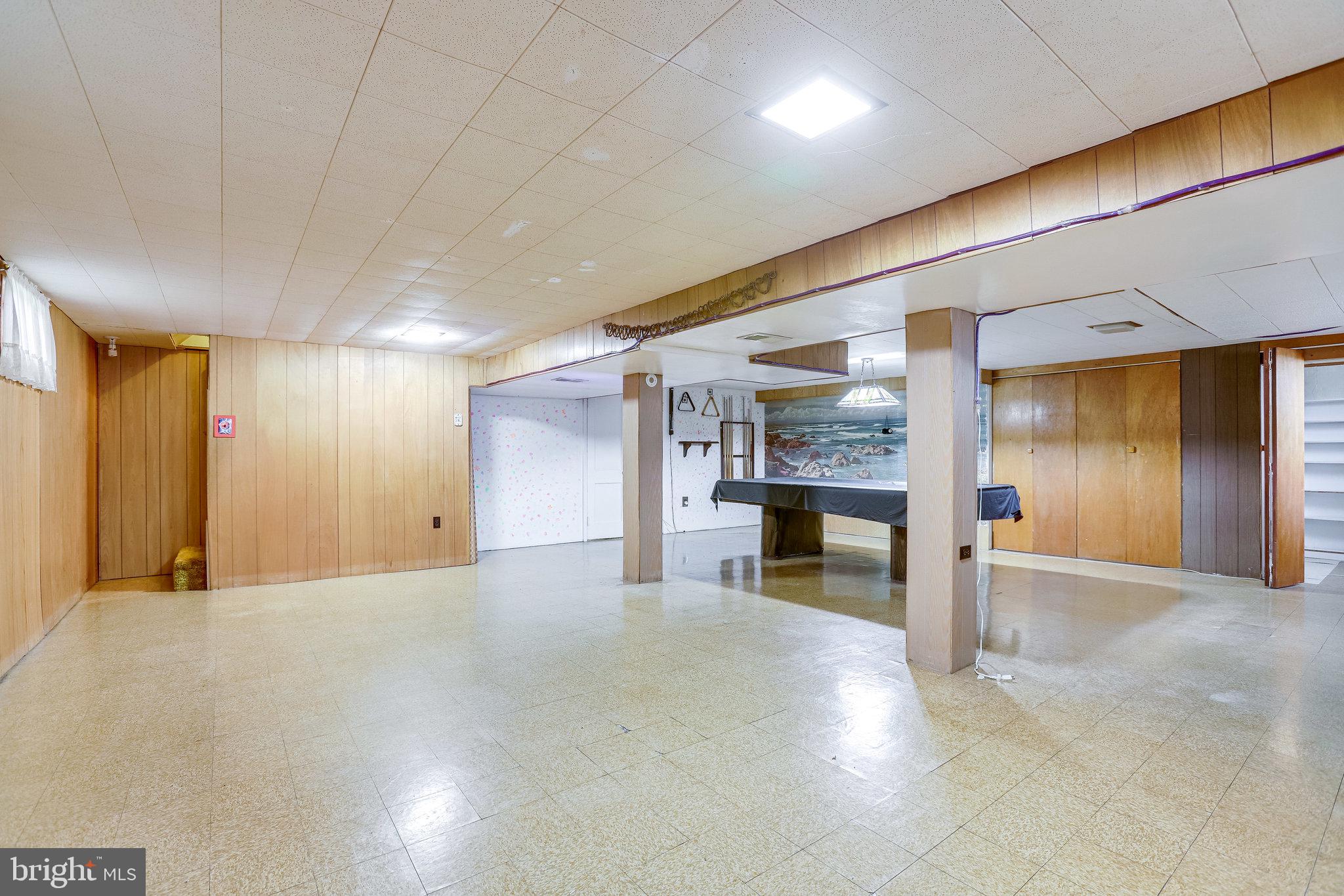 LAKEVIEW ESTATES - Residential