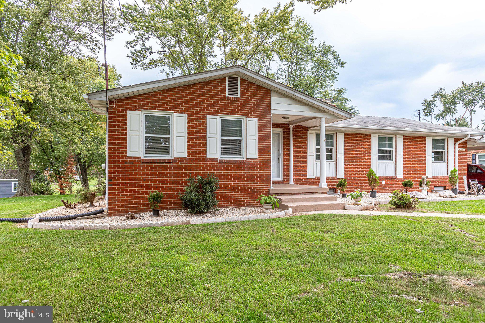 LAKEVIEW ESTATES - Residential