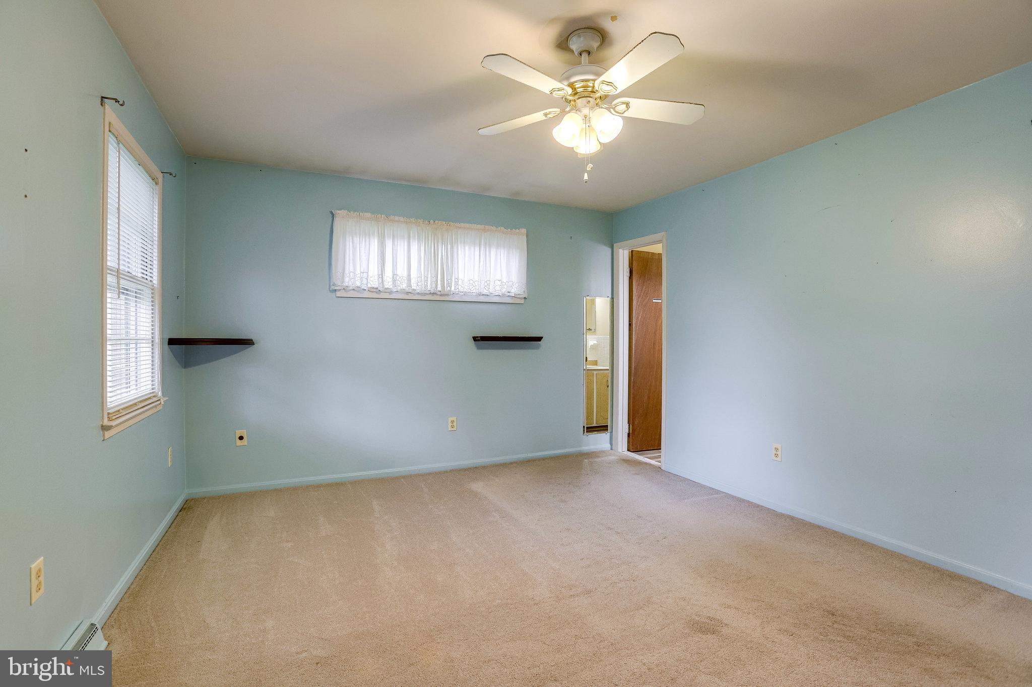 LAKEVIEW ESTATES - Residential