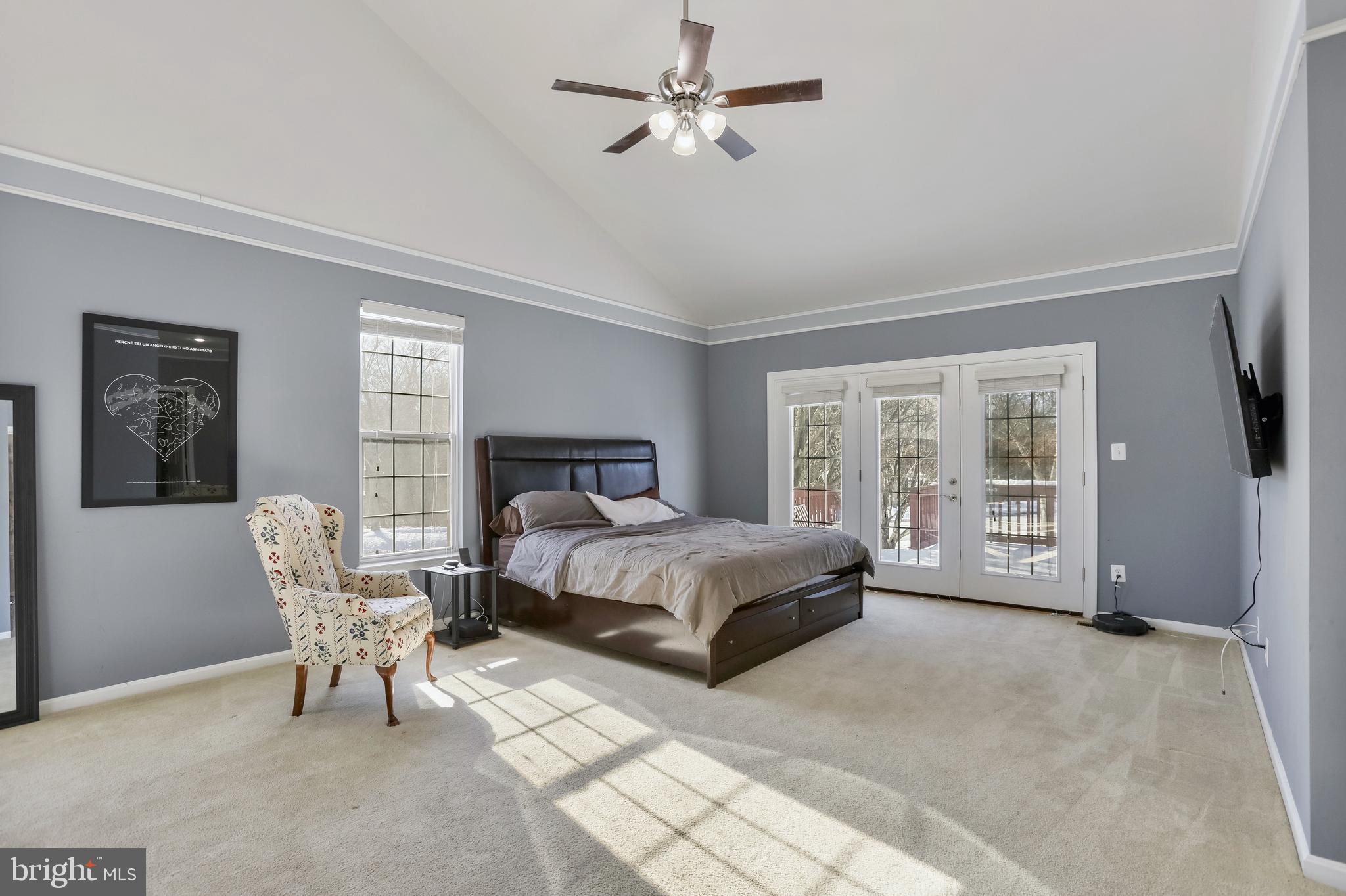 SOUTH RIDING - Residential