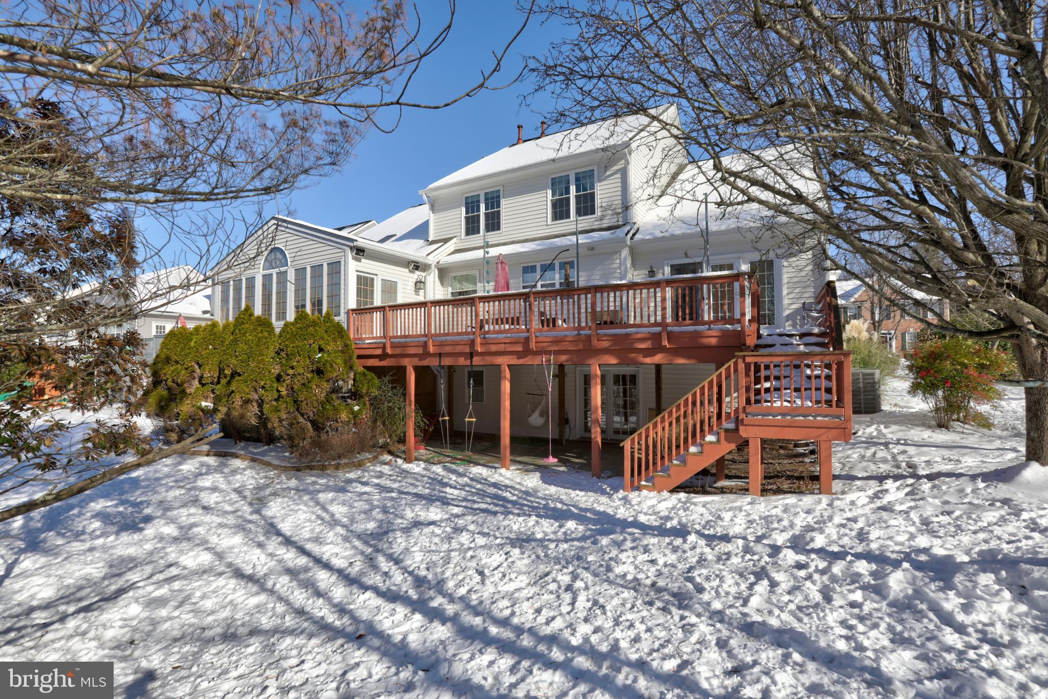 SOUTH RIDING - Residential