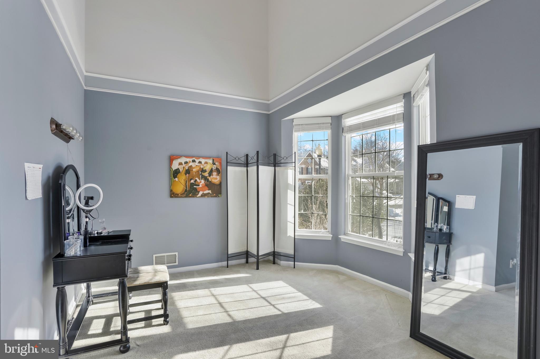 SOUTH RIDING - Residential