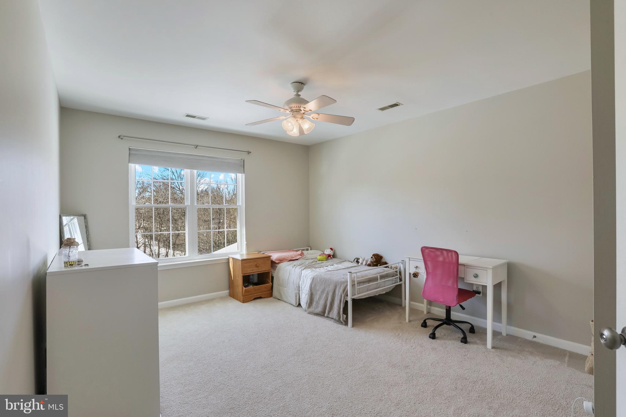SOUTH RIDING - Residential