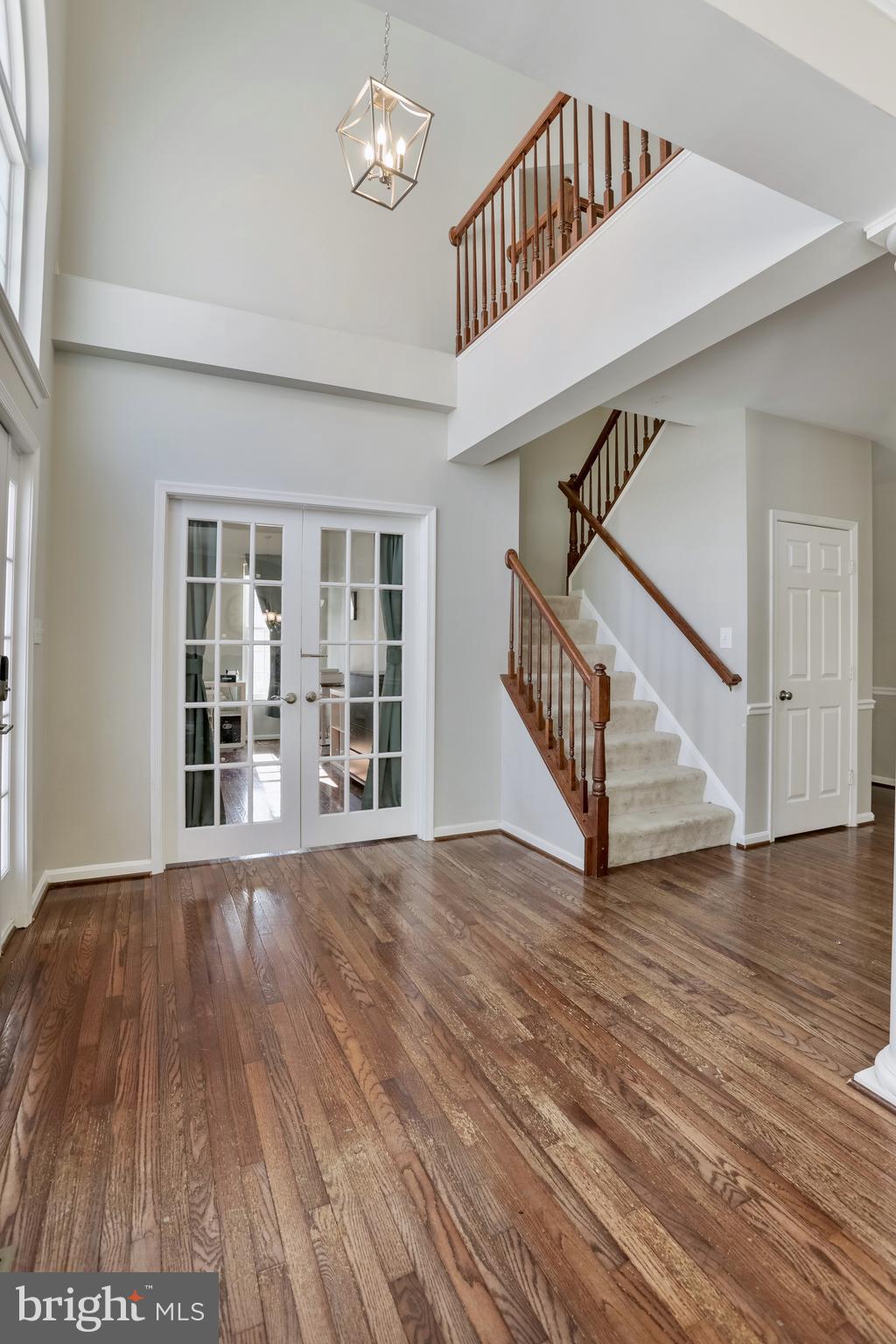 SOUTH RIDING - Residential
